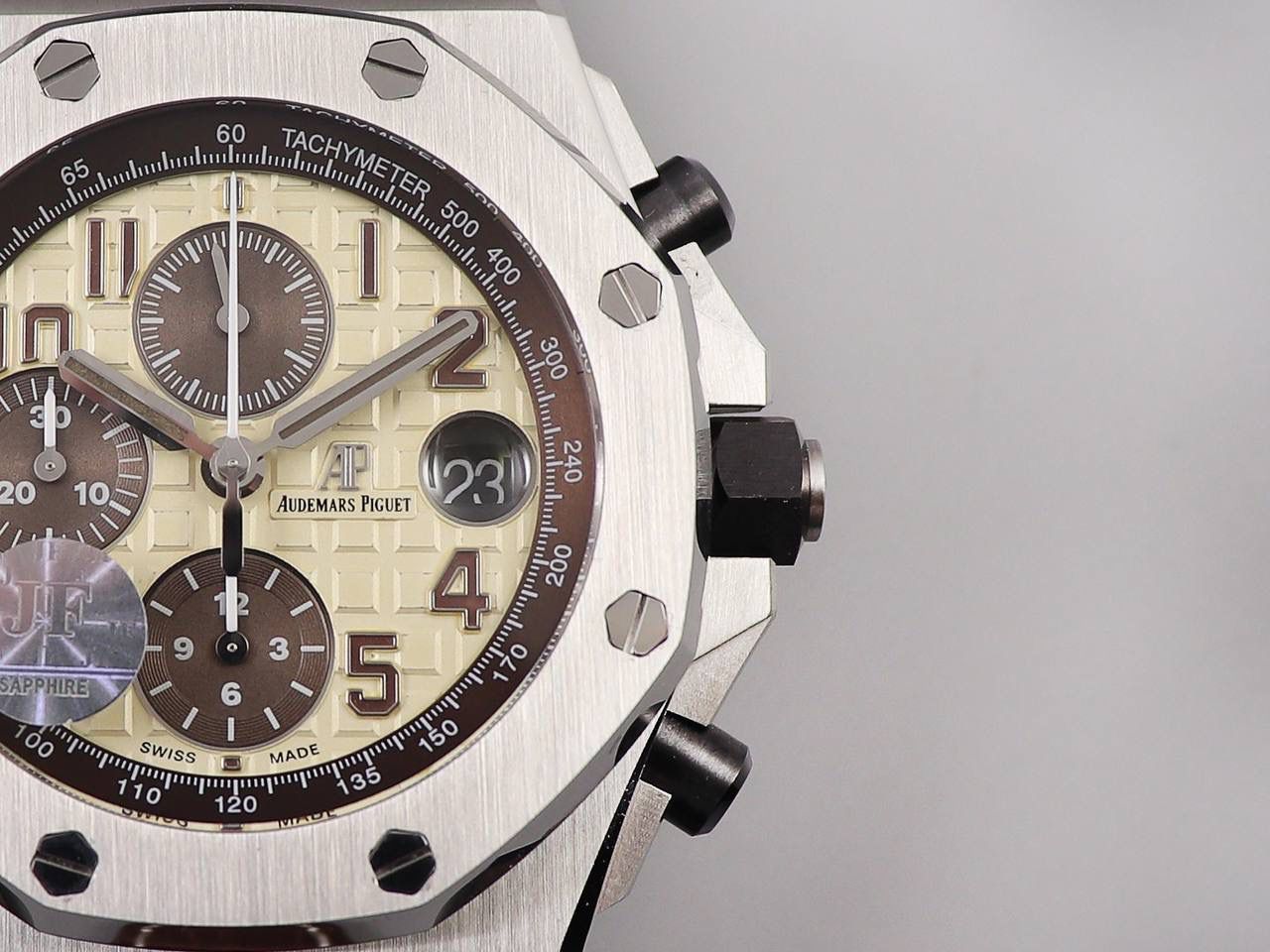 AP 26470st巧克力V2版经典a p计时款式之一 搭载复刻原版3126机芯 直径42mm 厚度15.6mm 🔥注：JF的所有3126机芯系列是目前市面上壳身最薄和复刻程度最强的版本🔥🔥