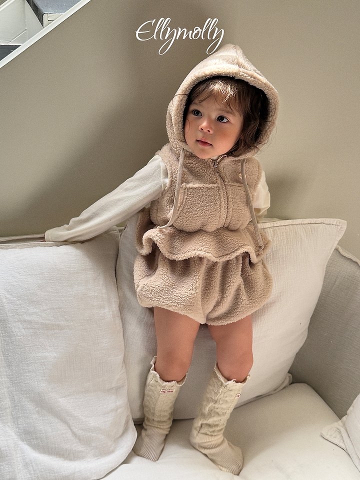 Ellymolly | Bare Hood Vest