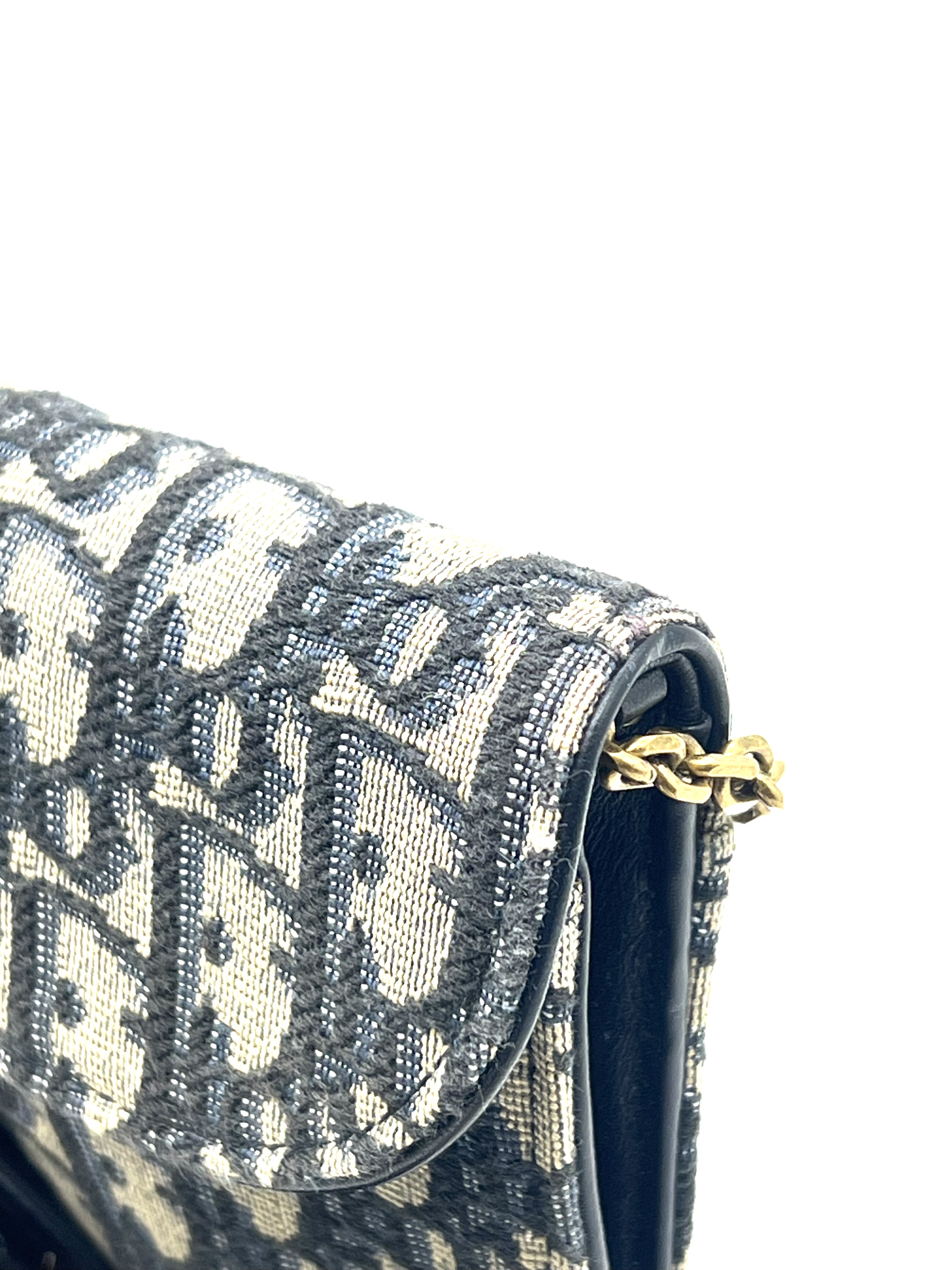 Pre-Owned DIOR Saddle Pouch with Chain / Product Code: 26050612