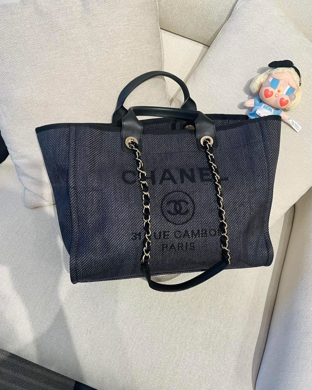 Chanel Deauville tote bag  100%Authentic, 98%new ✅香港專門店收據✅card✅dust bag✅box