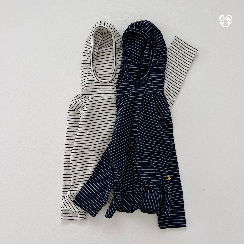 GOU | Sallang Hooded Turtleneck