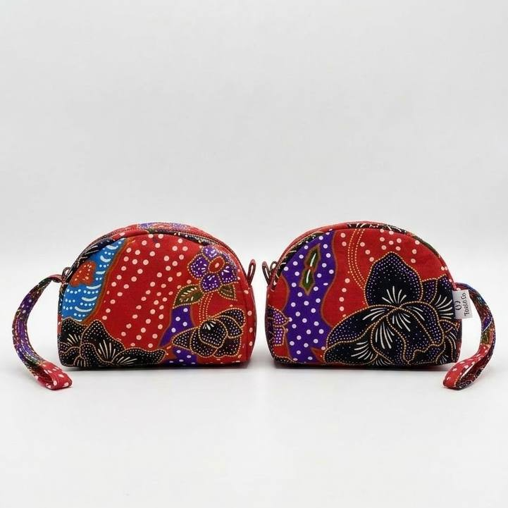 T020 - Batik Pouch 