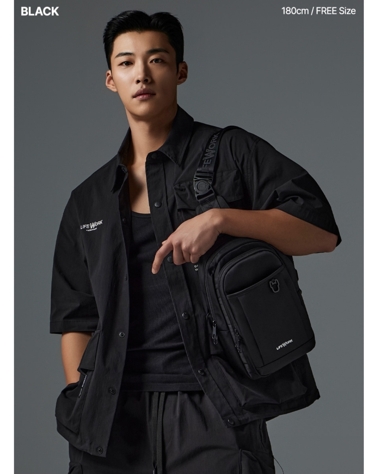 🇰🇷Lifework 尼龙胸包✨