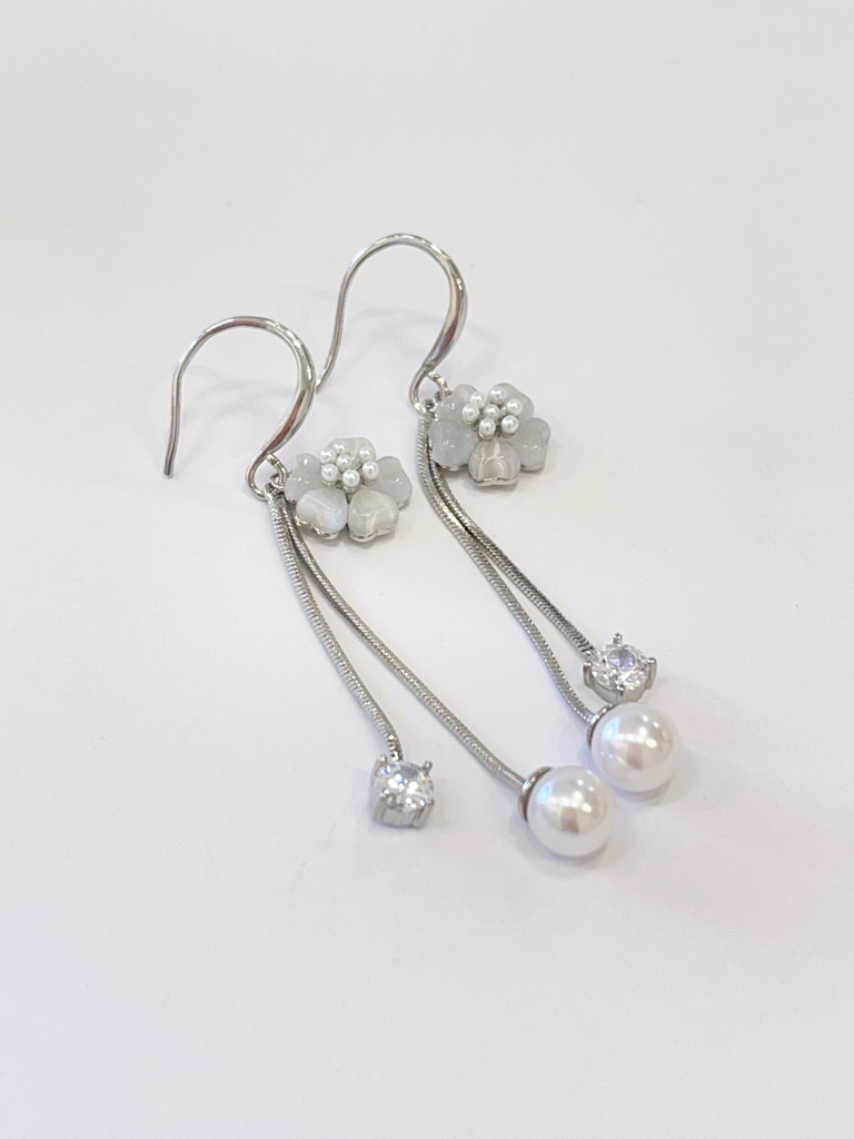 猫眼石小花瓣流苏耳环