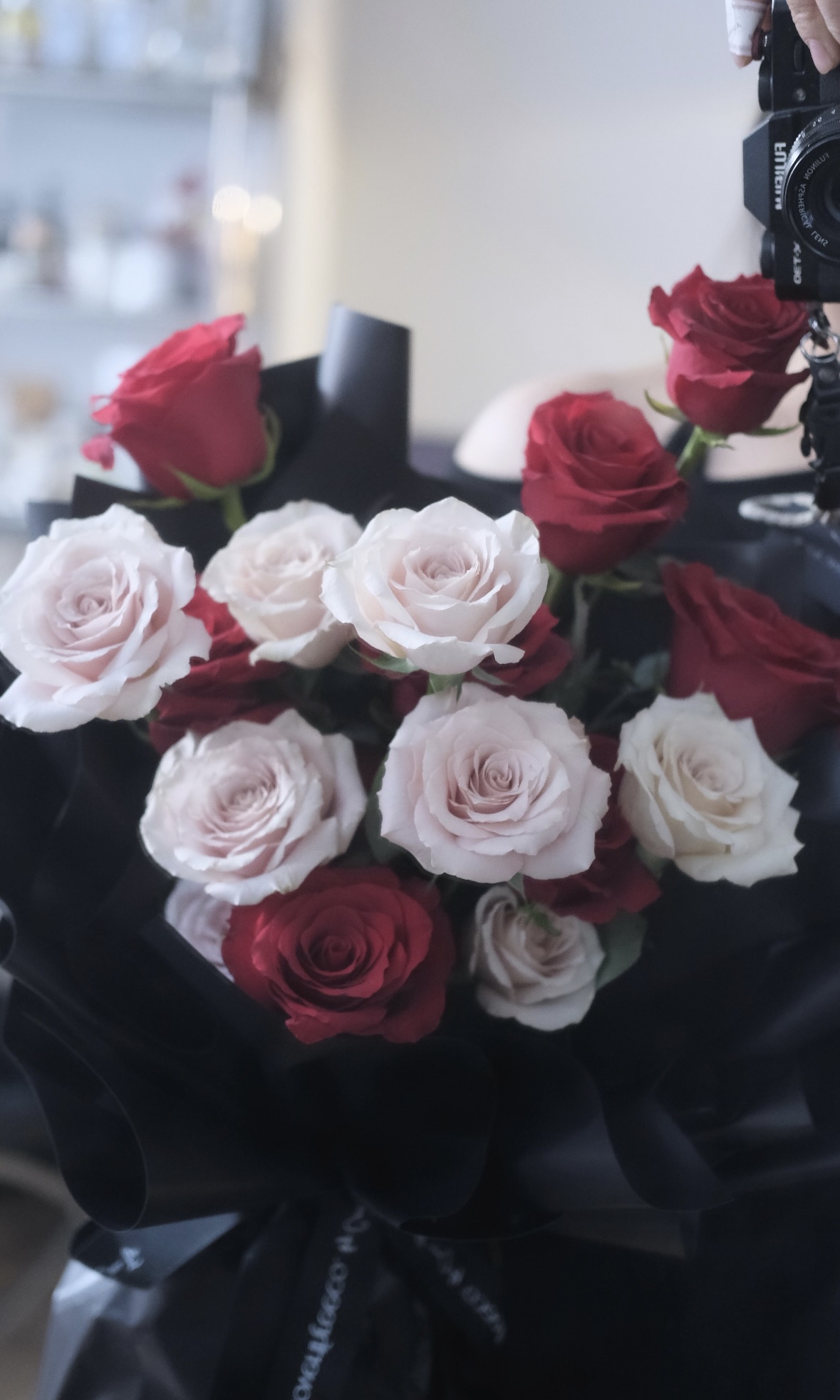 Red + Quicksand (10+10 stems)