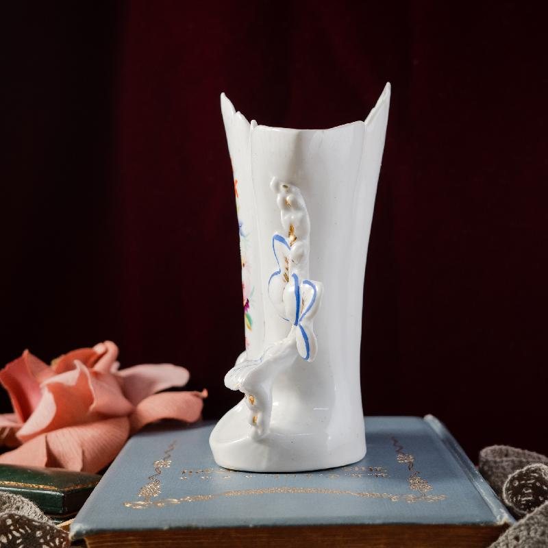 Antique Victorian c.a.1860s Hand paint Floral Foliage Shaped Vase/Spill Vase (MT1546-3)