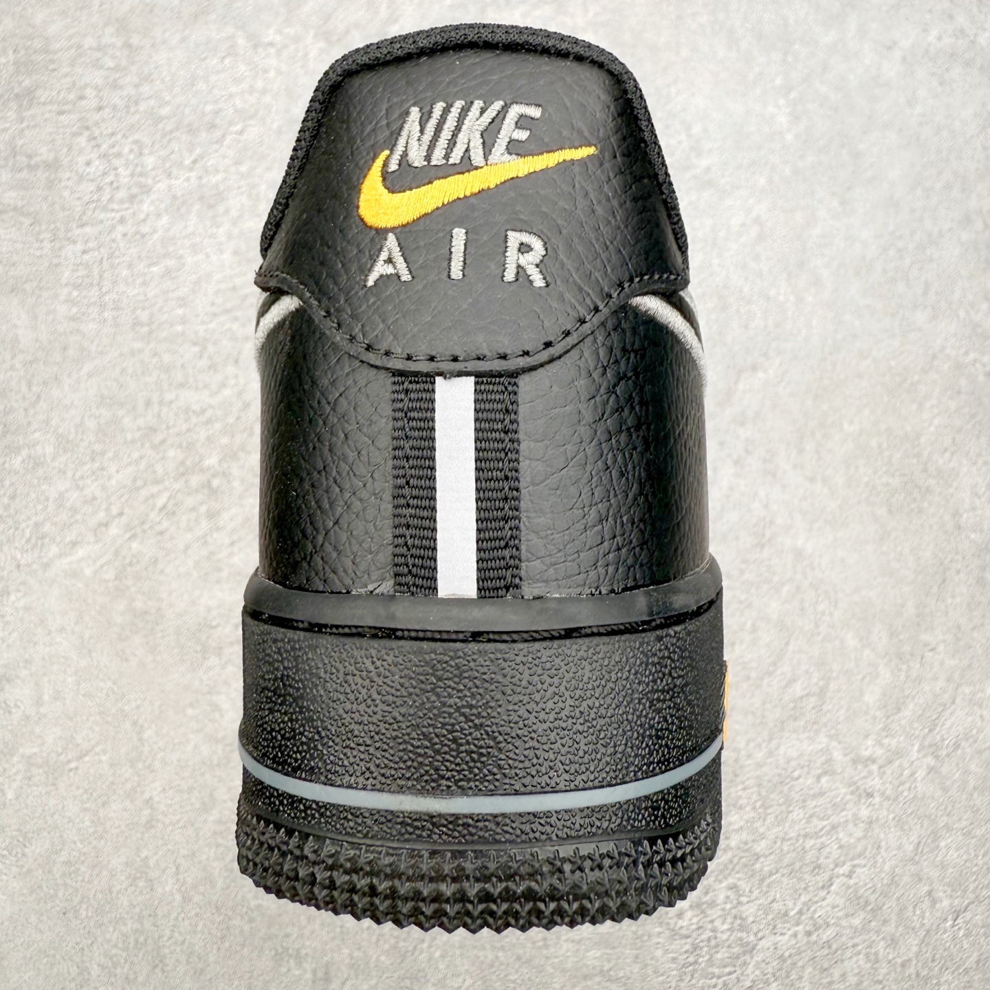 Nike Air Force 1 Low IB7677-001