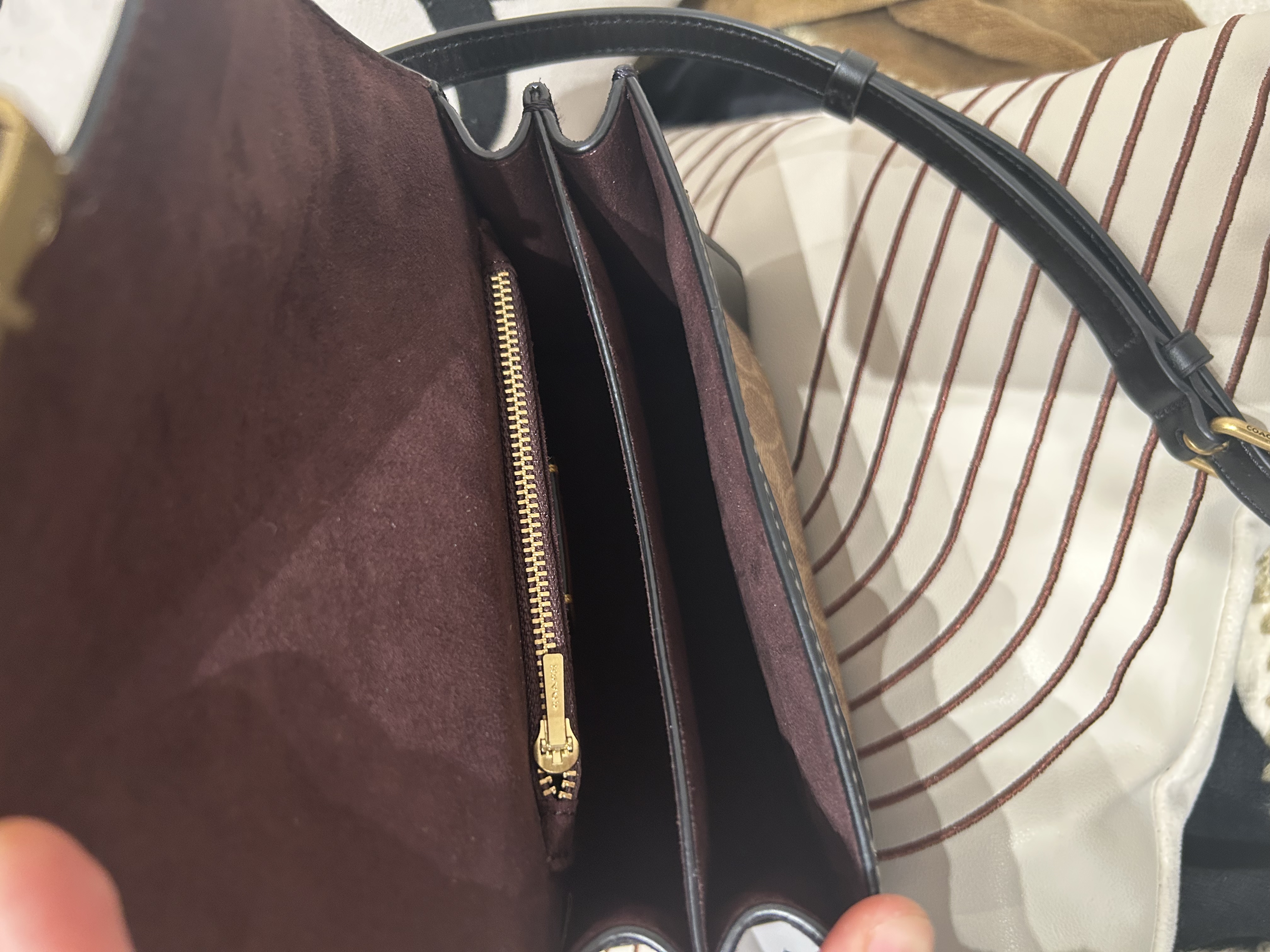 COACH tabby Black Calfskin, 2 way bag 黑色小牛皮 100%Authentic, 95%New ✅Dust bag