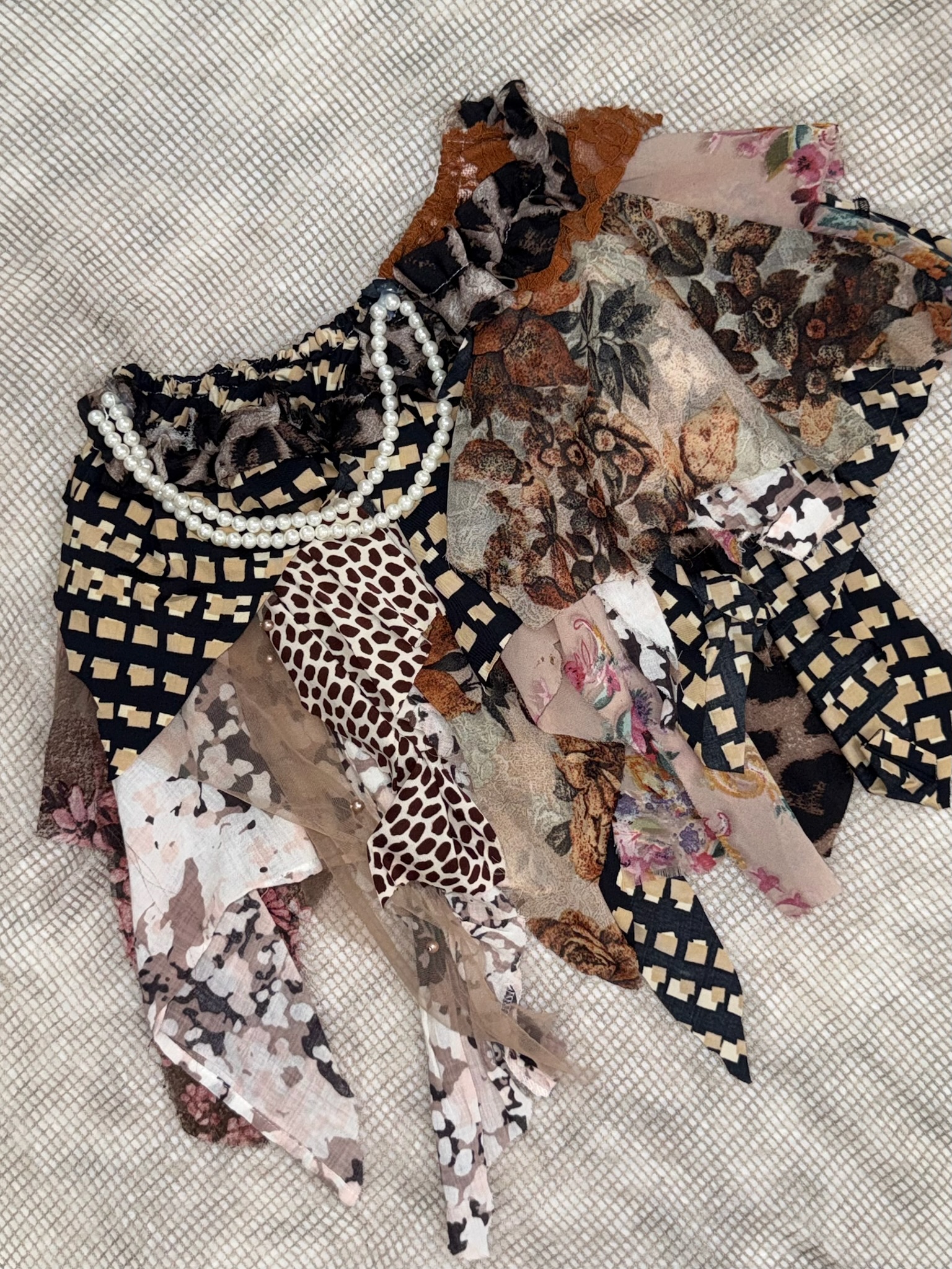 Fairy Grunge Pearls Mixed Remade Skirt [Brown Floral]