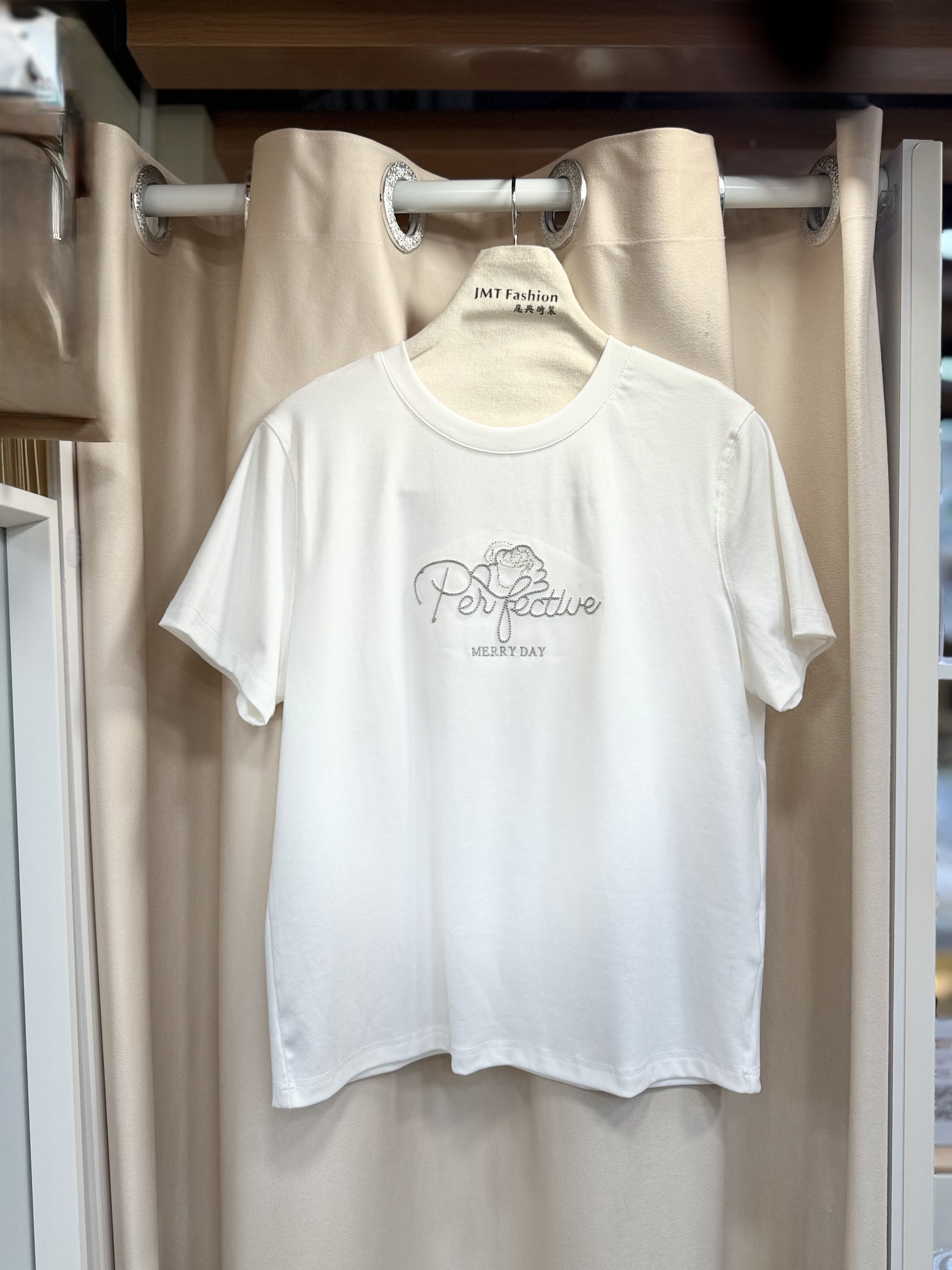 繡花字母Tee  M591 8109639259