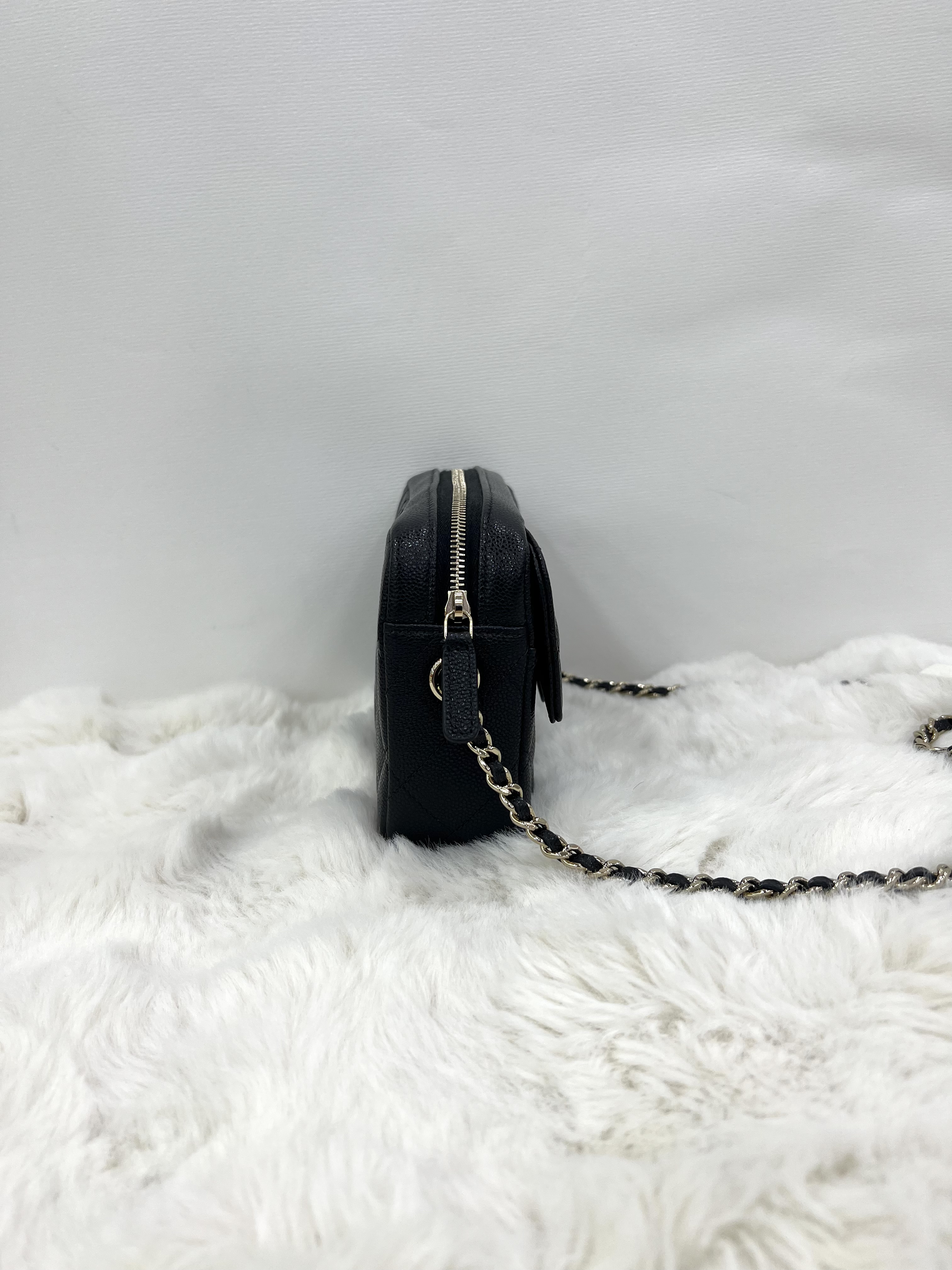Pre-owned Chanel Matelasse Classic Chain Clutch / Product Code: 080921