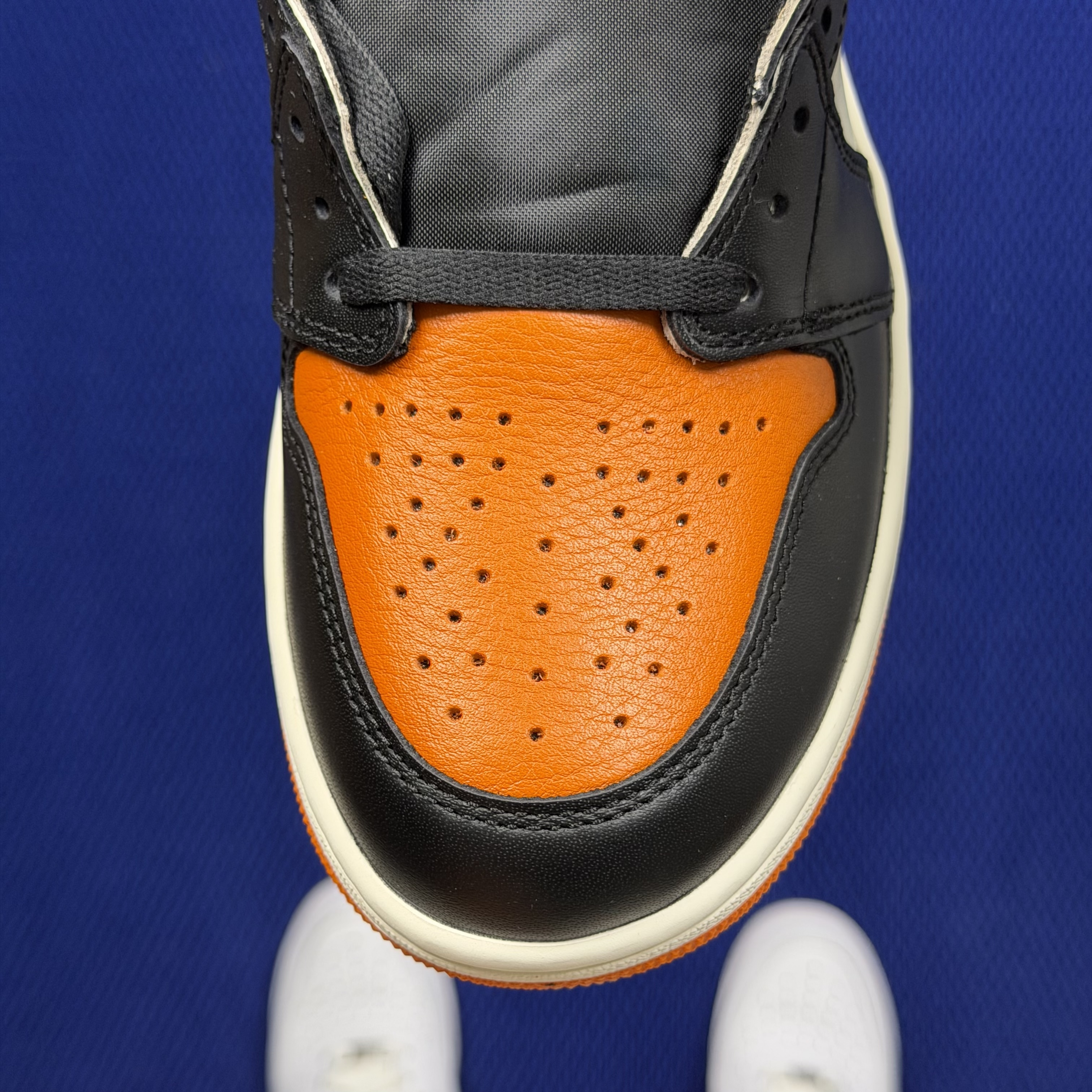 Nike Air Jordan 1 Retro High OG Shattered Backboard DZ5485-008