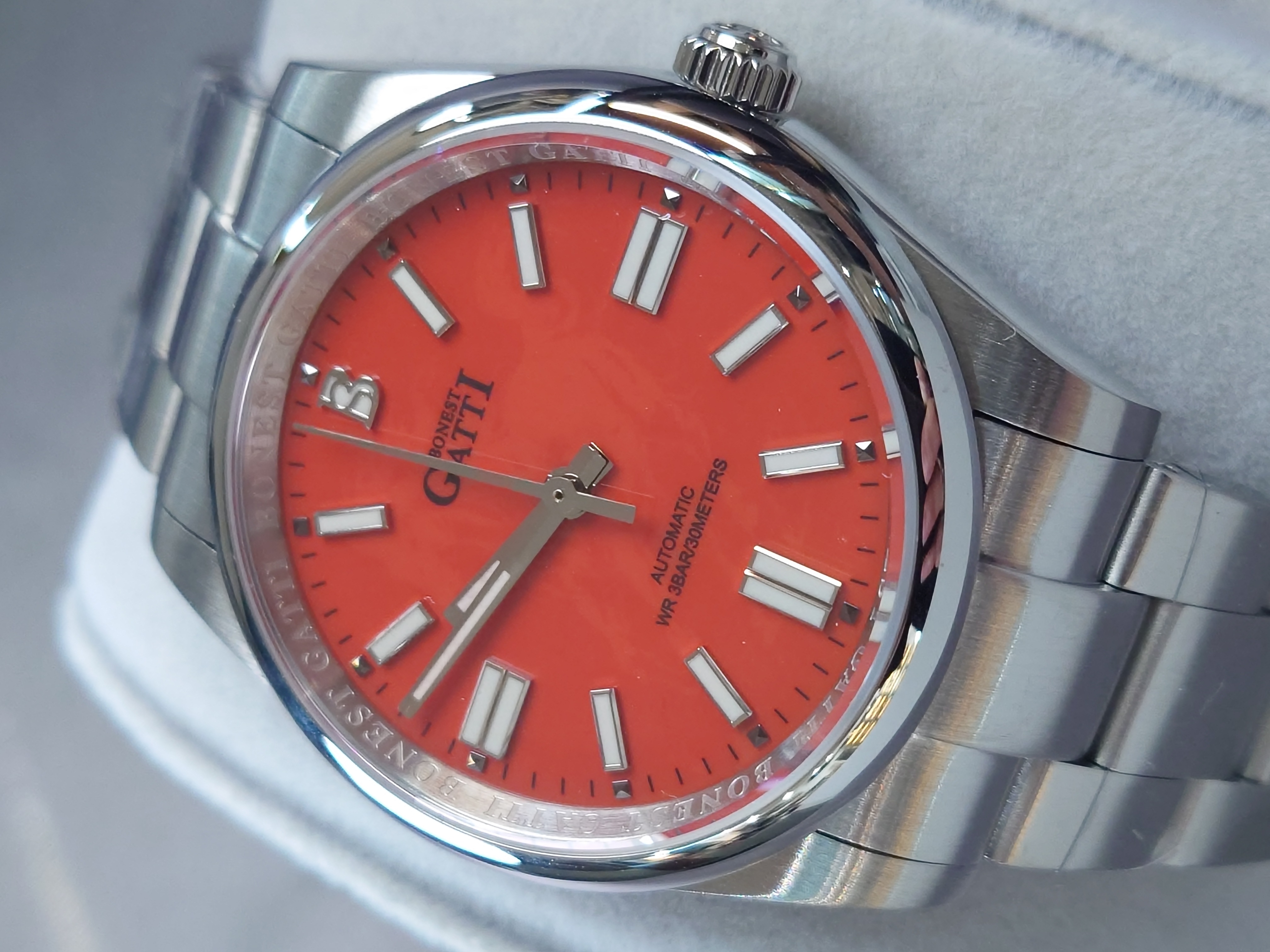 Bonest Gatti 隱藏錶面馬年特別版動錶 BG8015-S4 橙