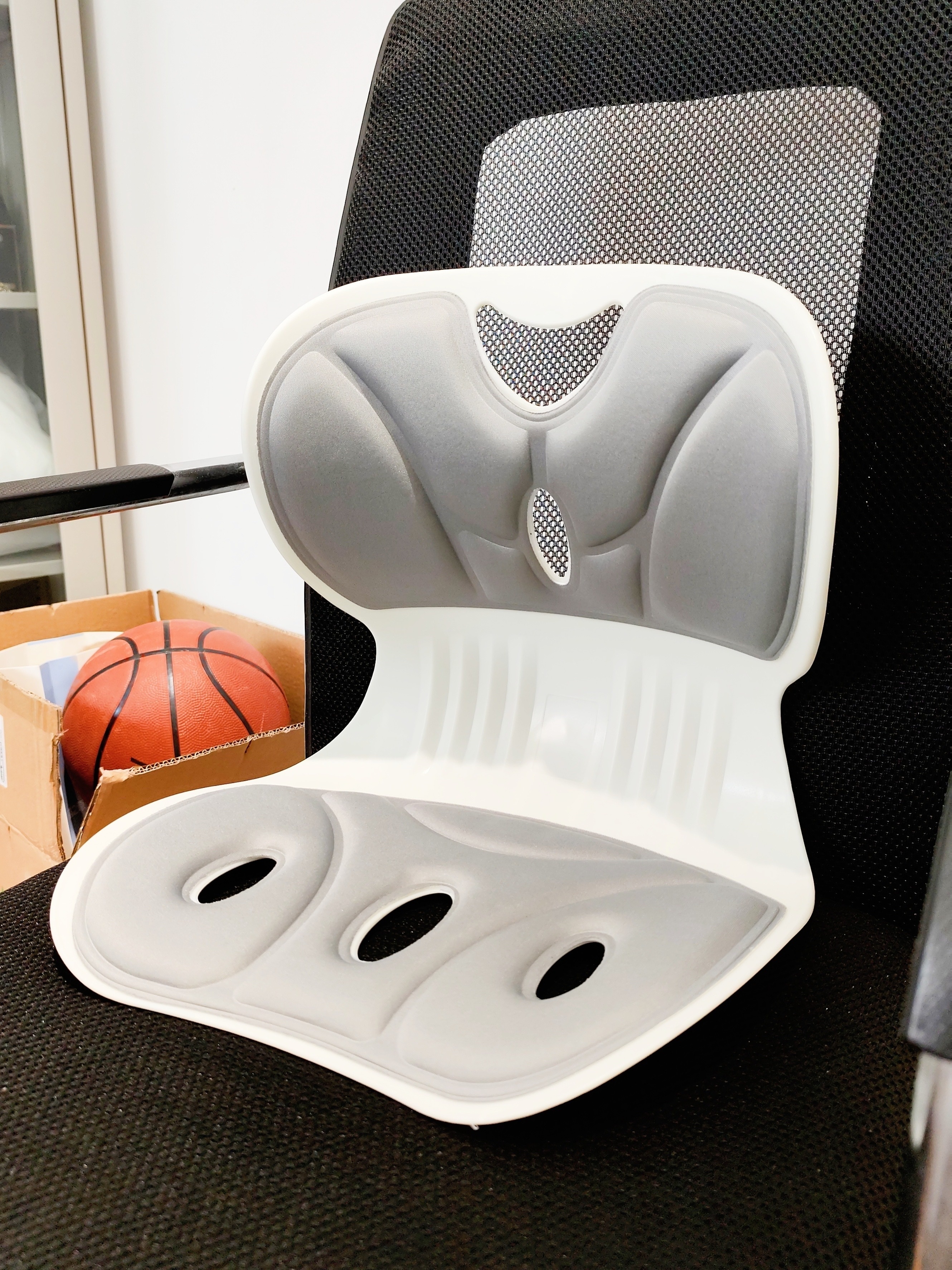 坐姿糾正背椅 - 1件 現貨