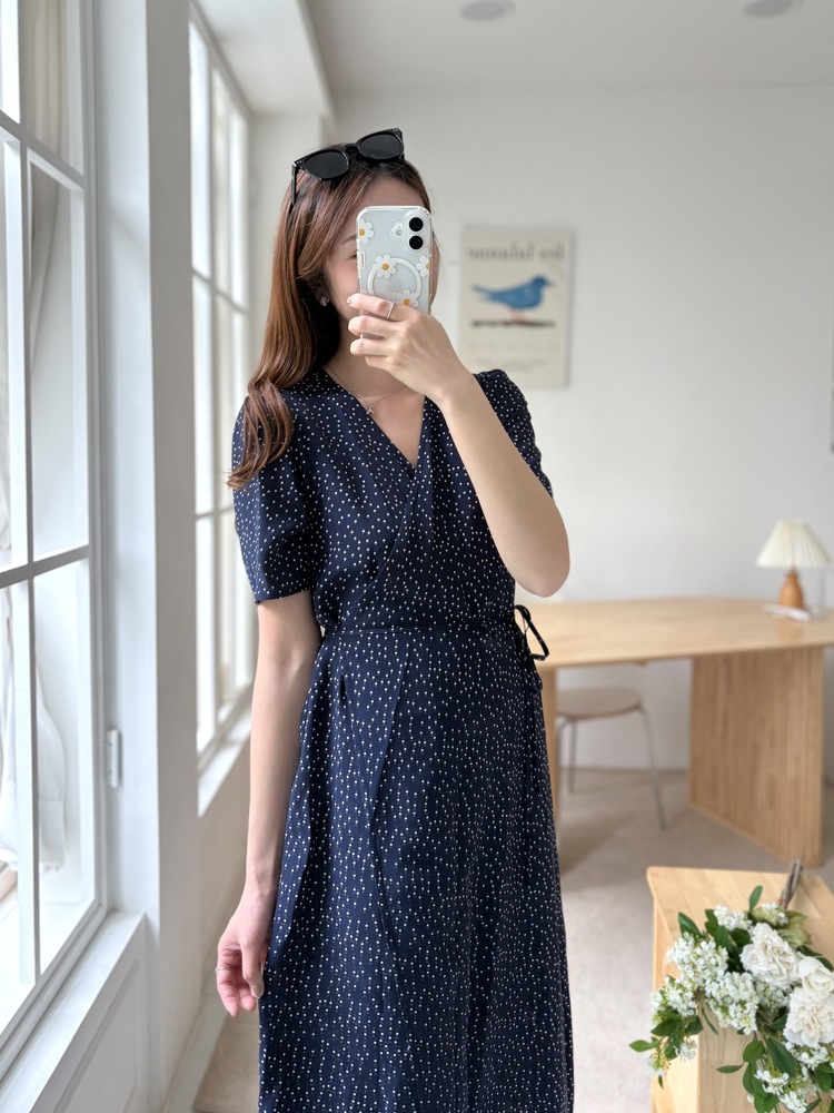 [限量!!] Isa Dotted Wrap Dress