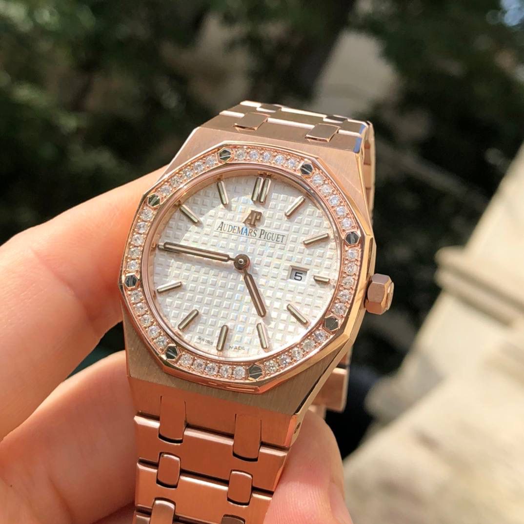 爱彼皇家橡树系列女士镶钻腕表