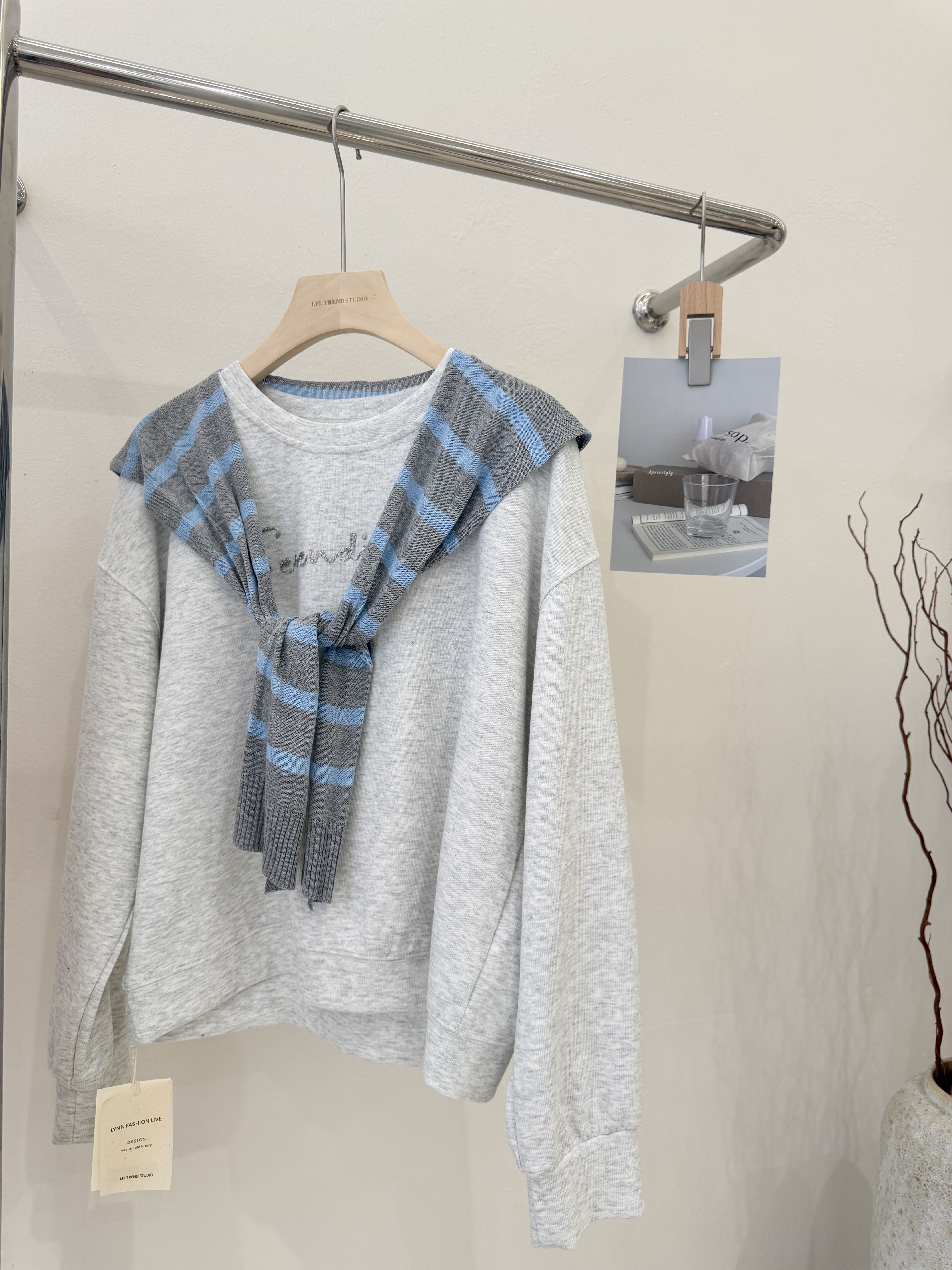 6352 韩系学院风披肩长袖