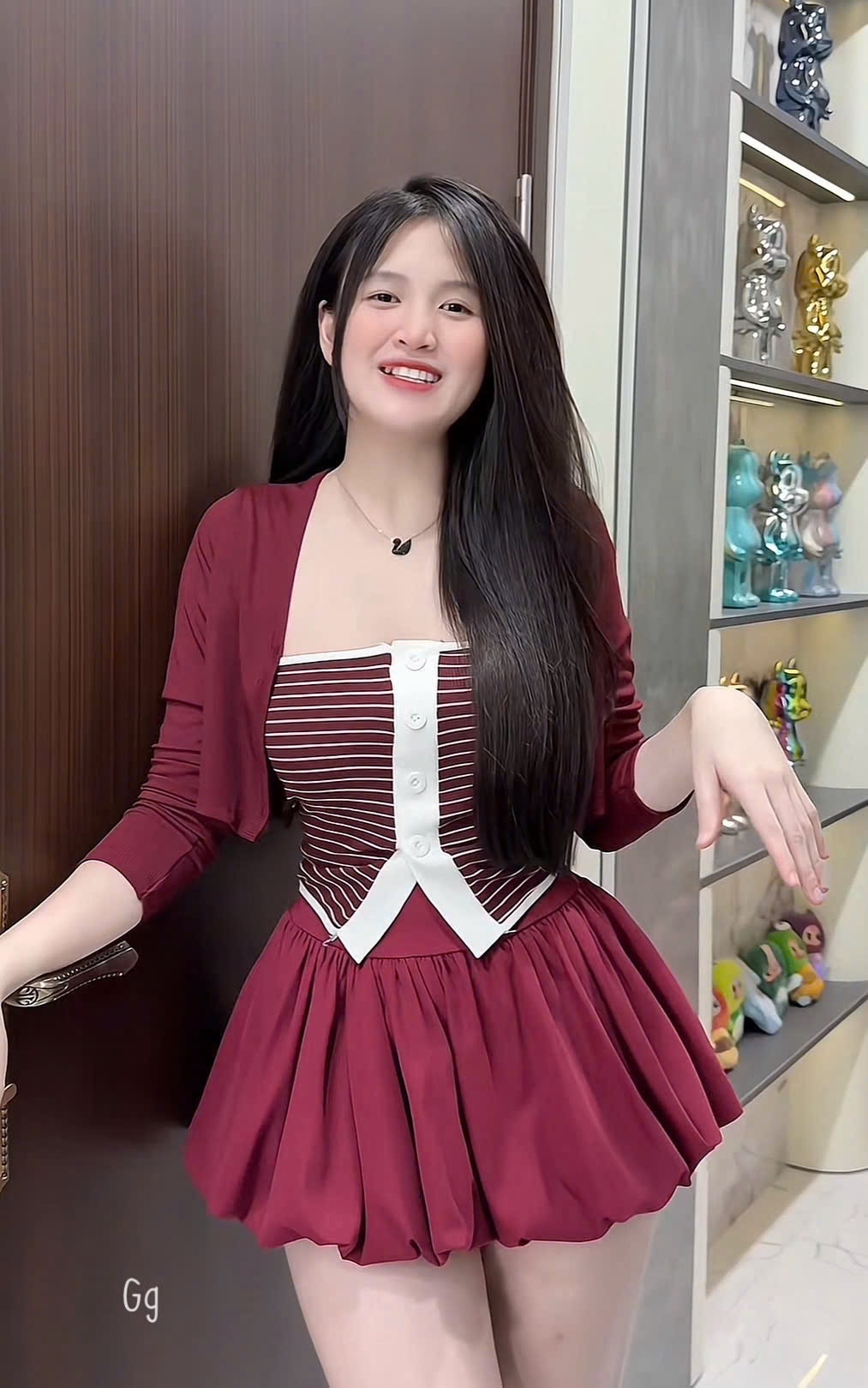 酒紅色洋裝三件套