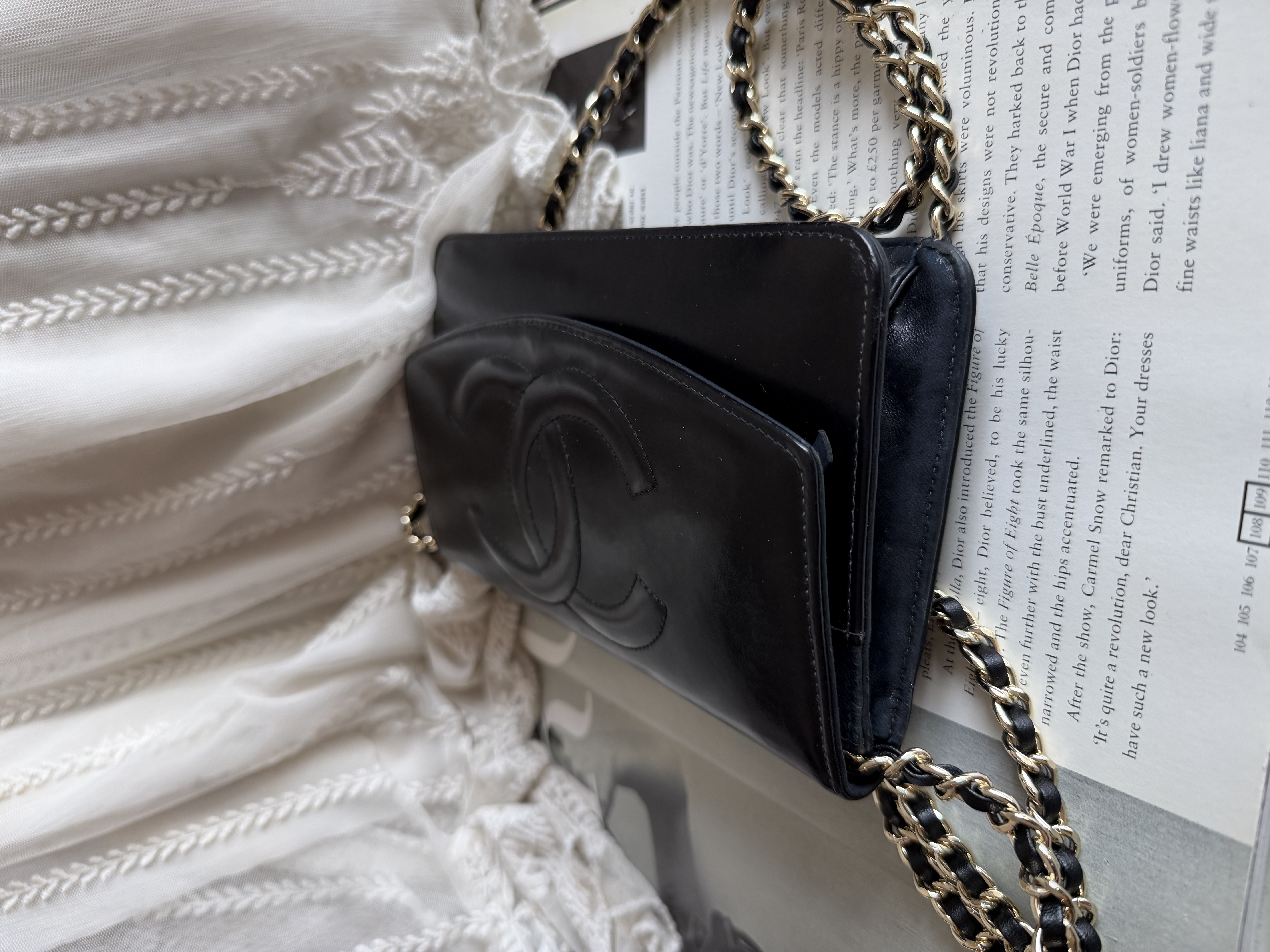 Vintage Chanel patent leather wallet 