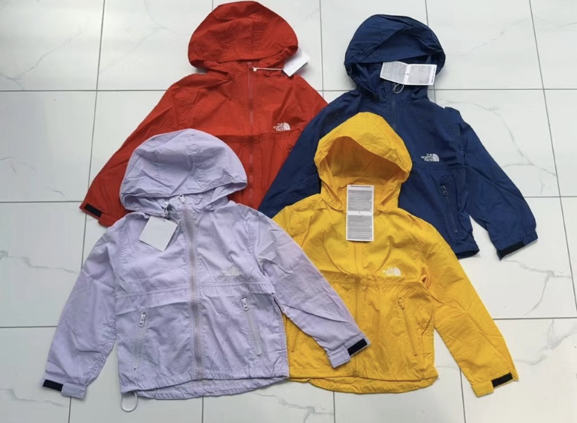 TNF 童裝薄款連帽防曬外套 - 1件 現貨
