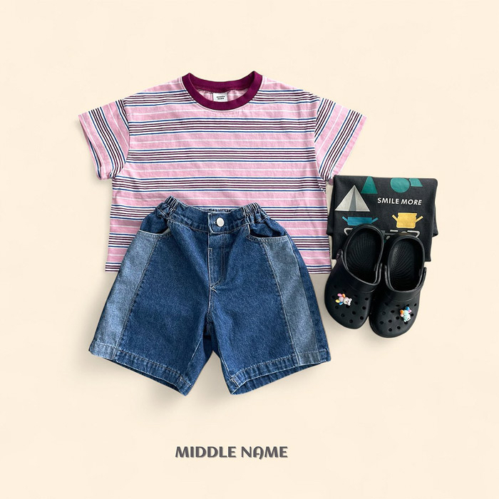 🇰🇷middle name tee