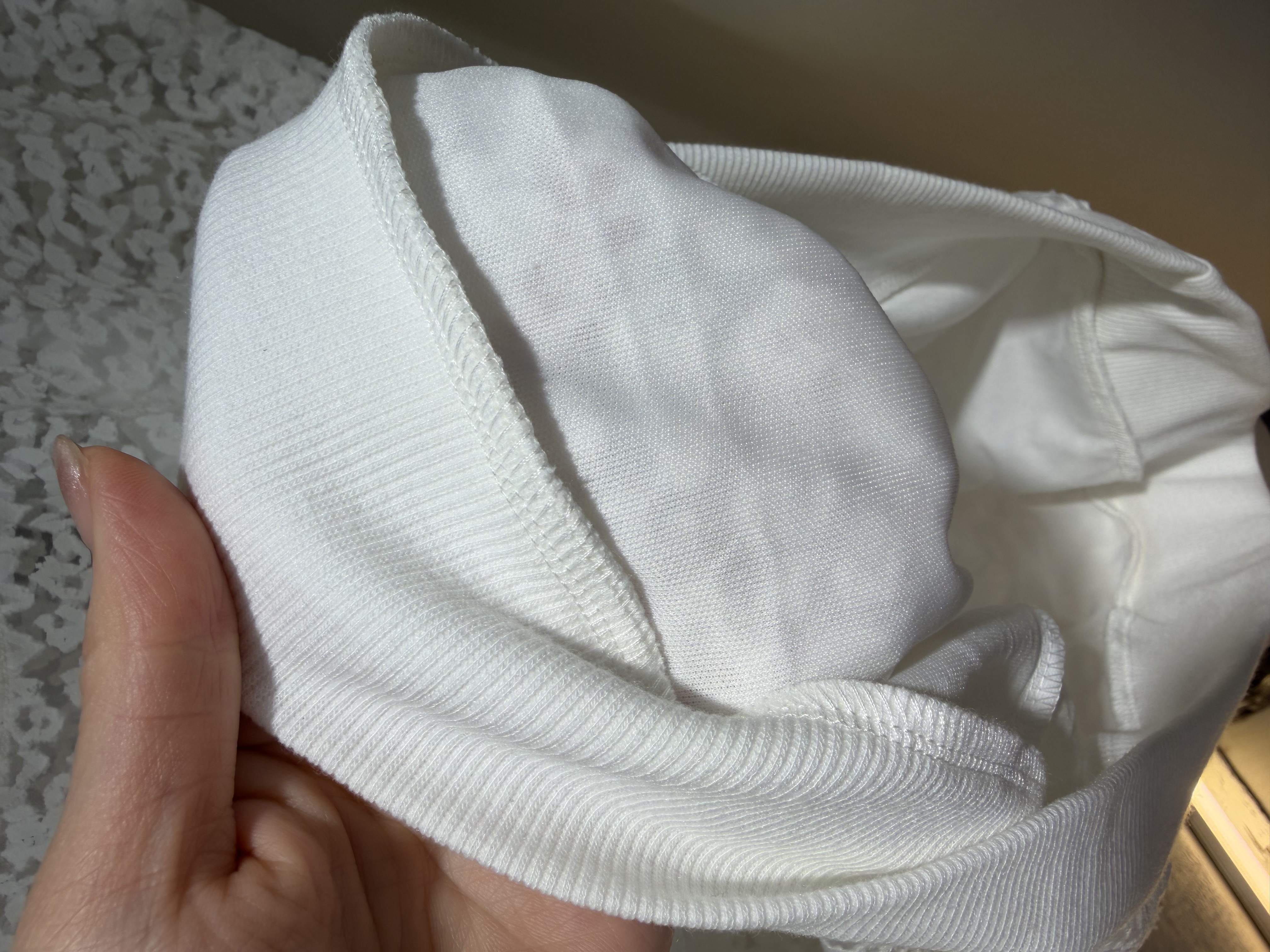 精緻蕾絲短袖假兩件上衣