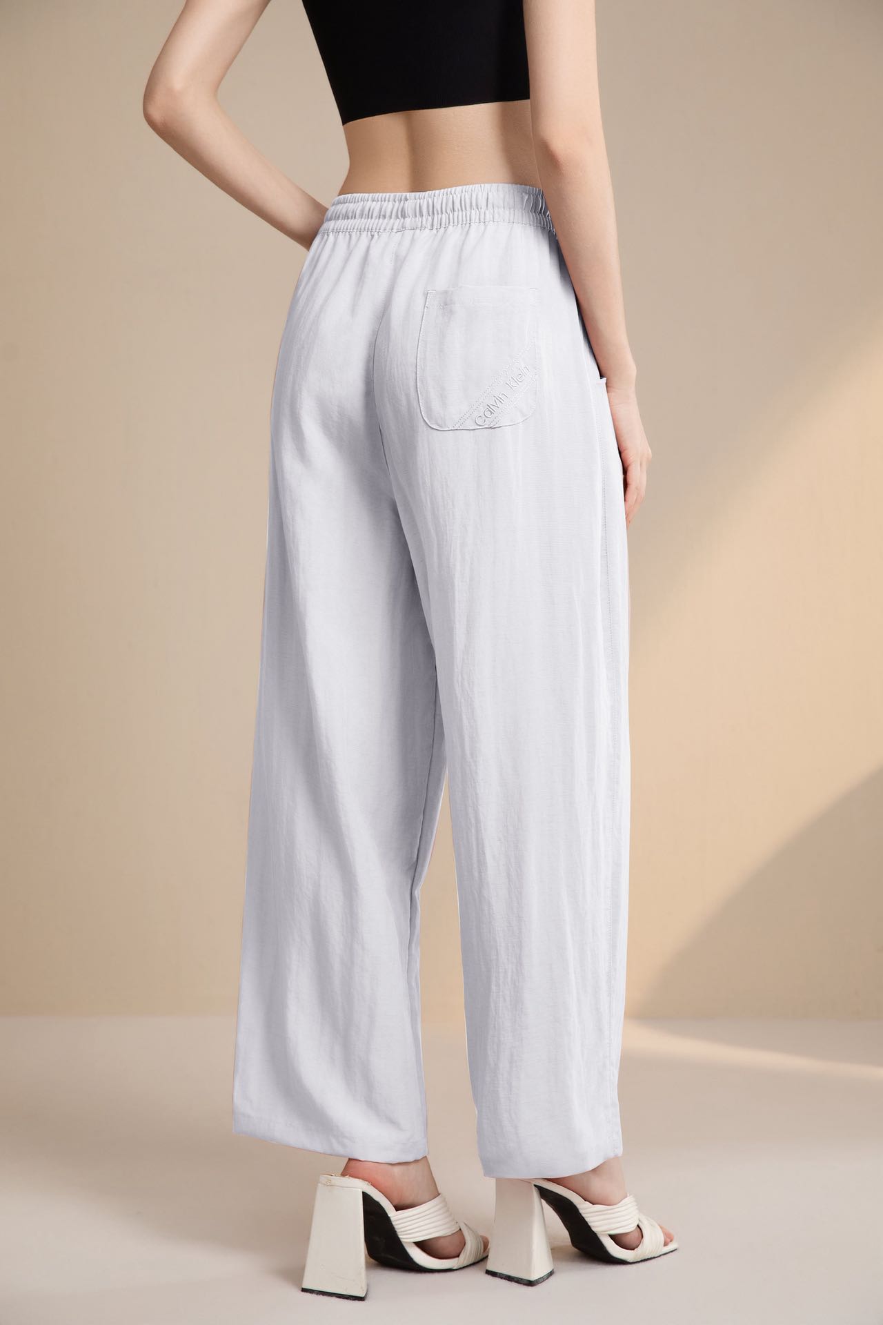 $188條。2條起$178條。✨ 廠單Calvin Klein亞麻闊腳褲 ✨