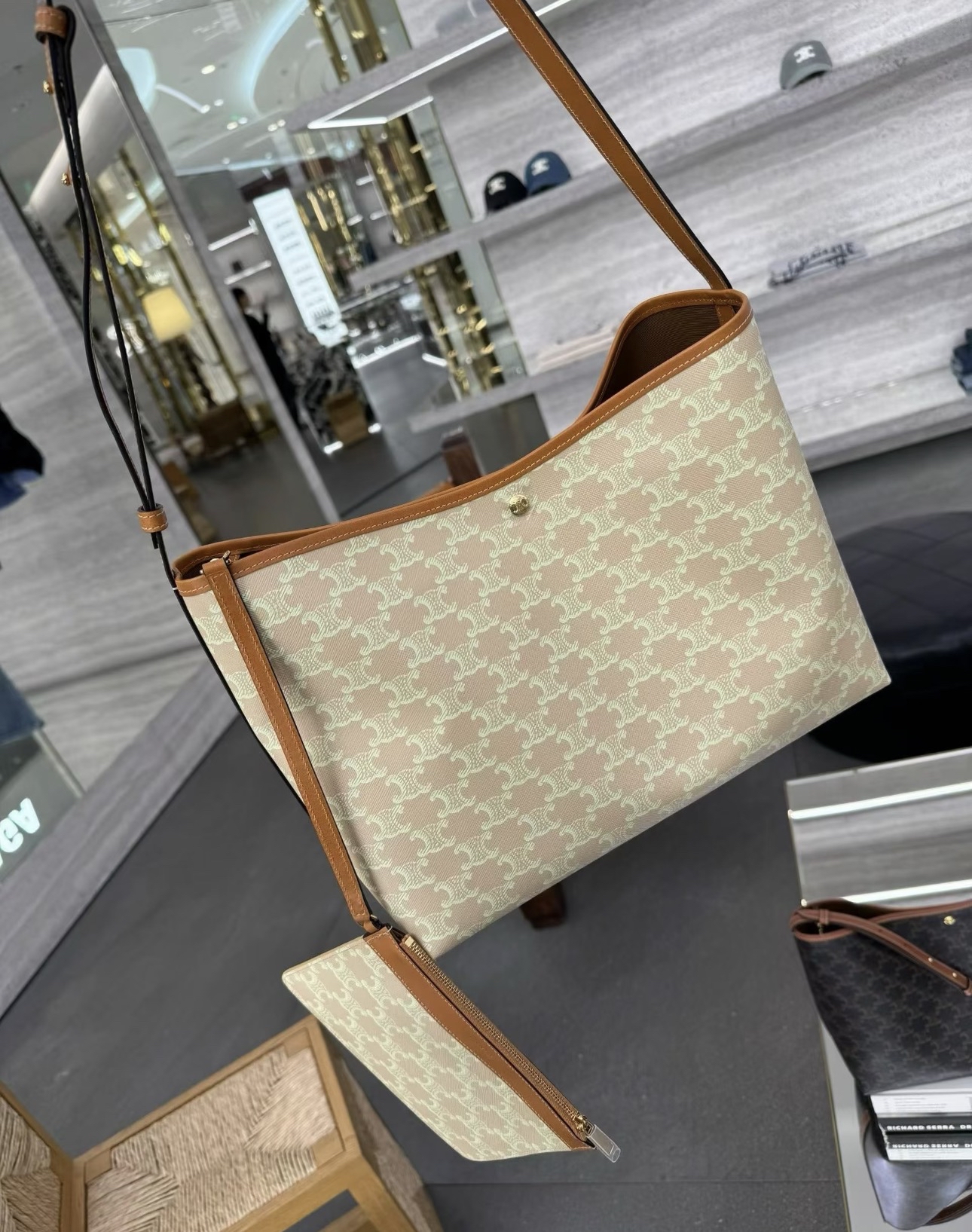 訂貨📮新款🆕 Celine Soft Shopper 新色  Size 32.5x24.5x14cm