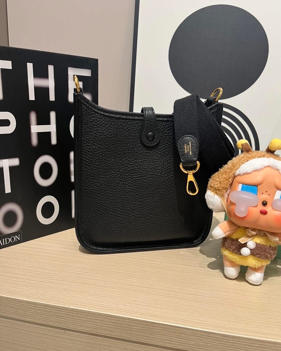 Hermes mini evelyne ,STAMP Z 100%Authentic, 98%New ✅收據✅Dust bag✅box