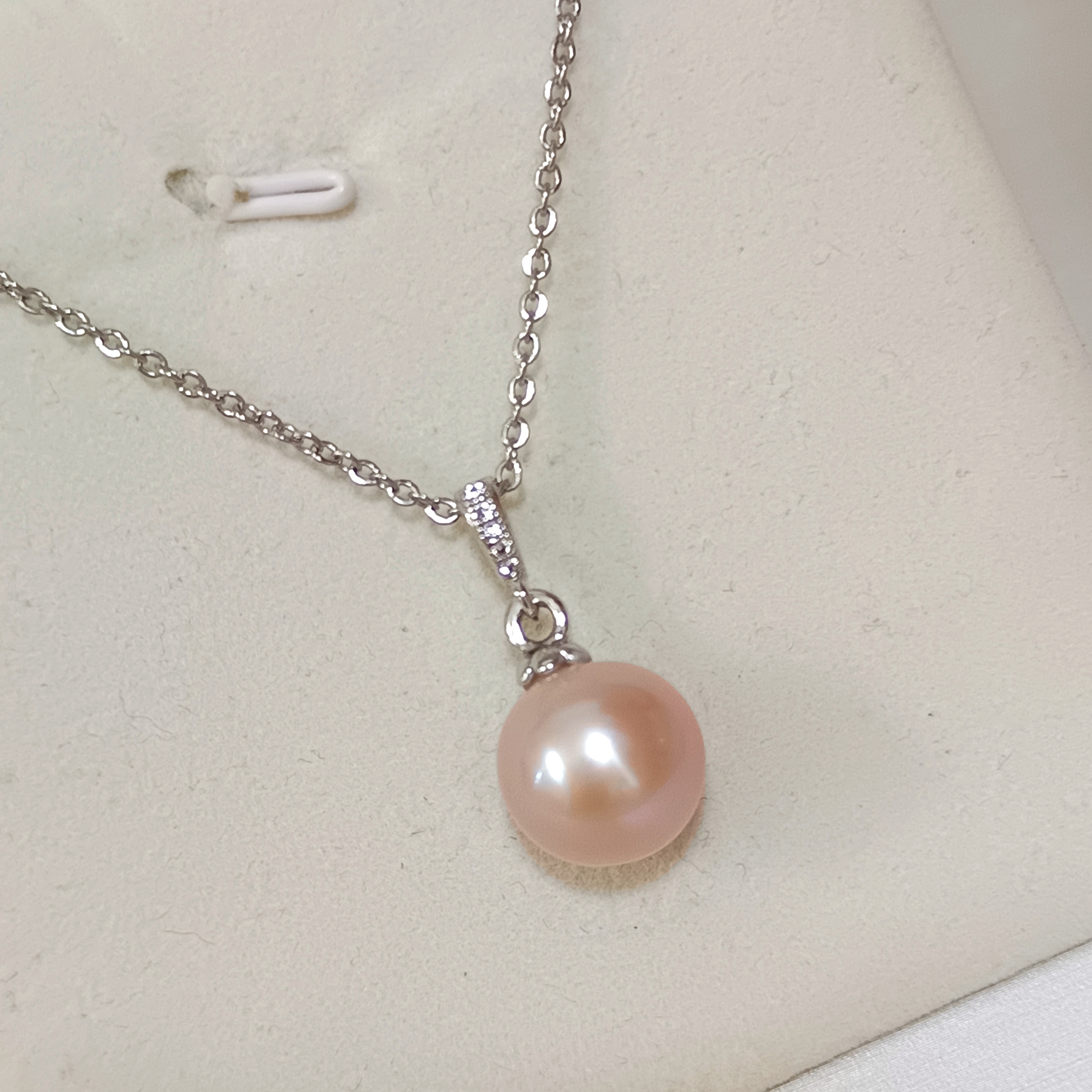 🎉99特價品🎉正圓強光愛迪生香檳金粉色珍珠注白金簡約吊墜套鍊