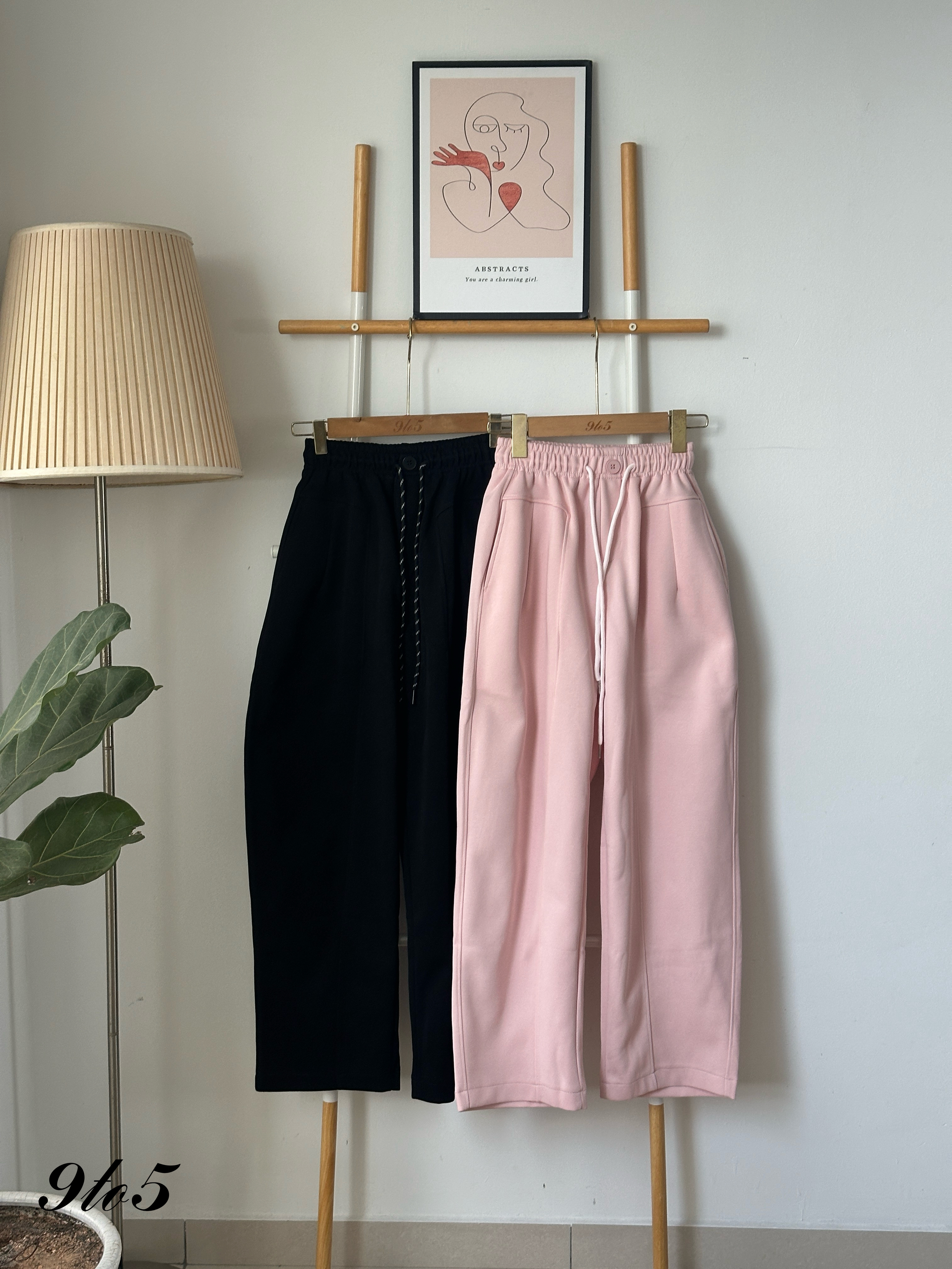S1834 Long Straight Sweatpants - Black & Pink