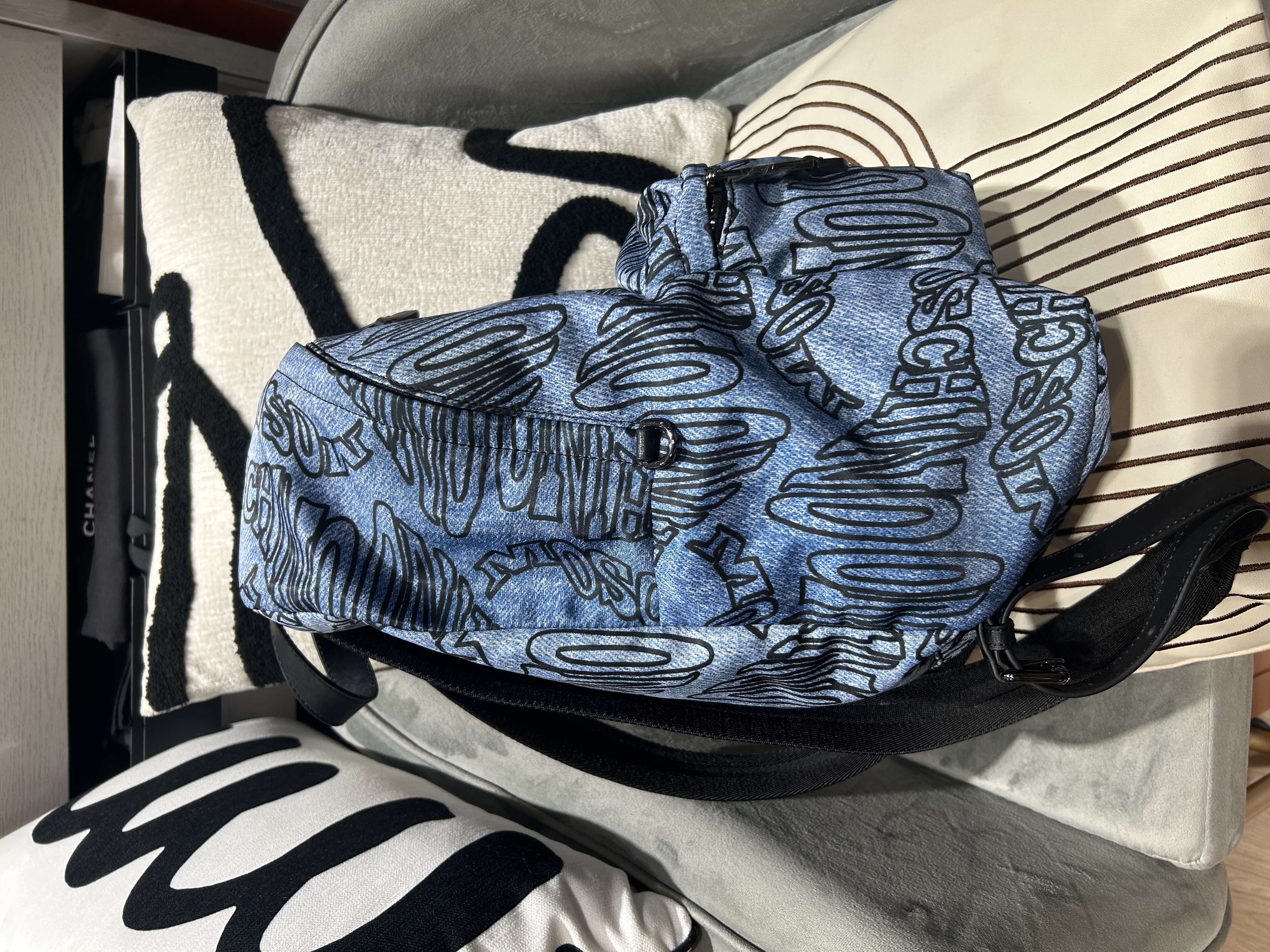 Moschino Nylon Backpack 牛仔藍 100%Authentic, 99%New