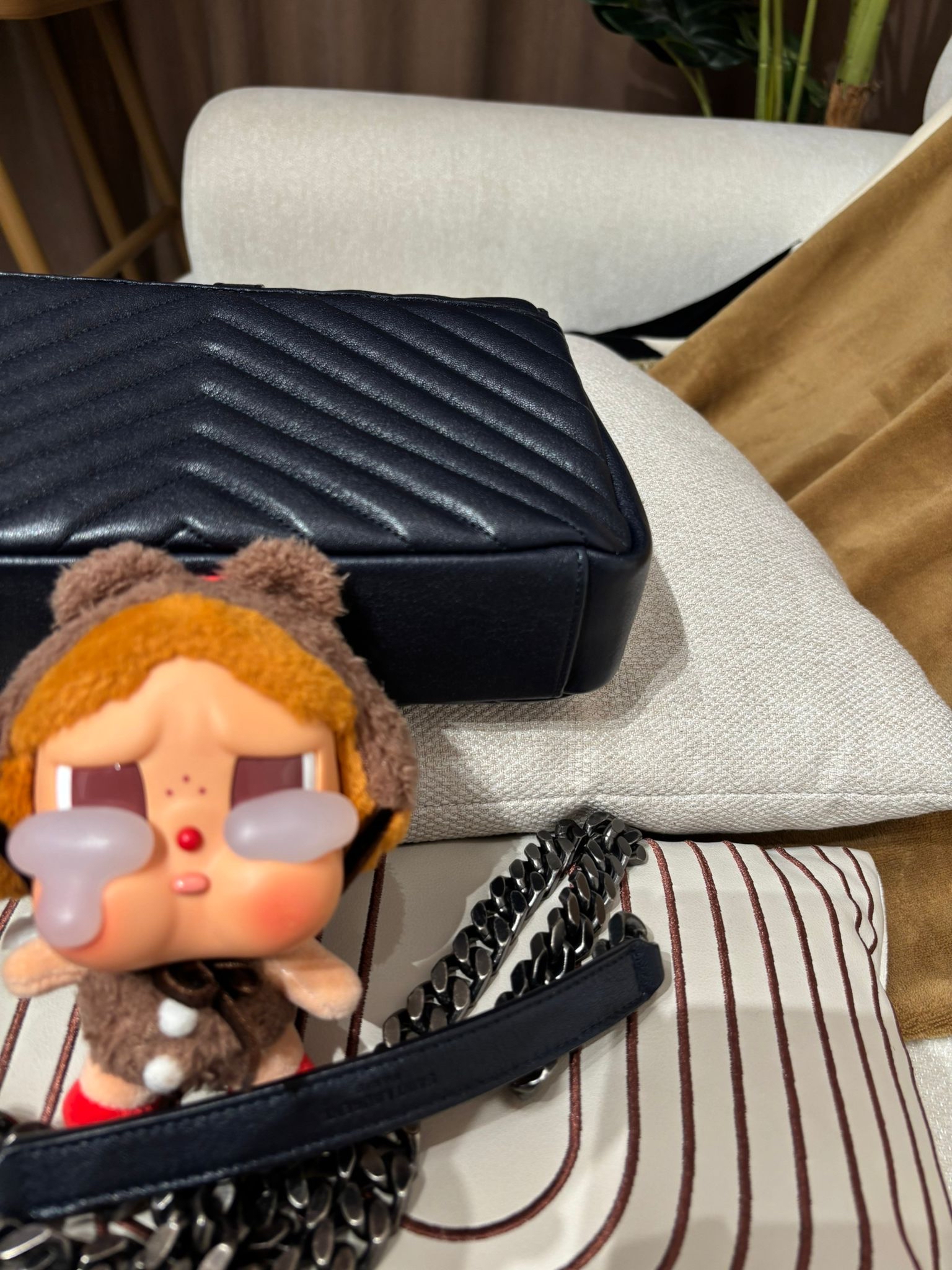 YSL College Small Bag Navy 100%Authentic, 98%New ✅ certificate✅Dust bag