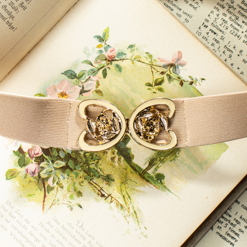 Vintage Japanese Hearty Rose Belt Buckle with Sparkly Elastic Belt (E015 Beige x K005)