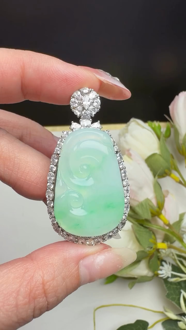 翡翠玉如意吊坠S925银托