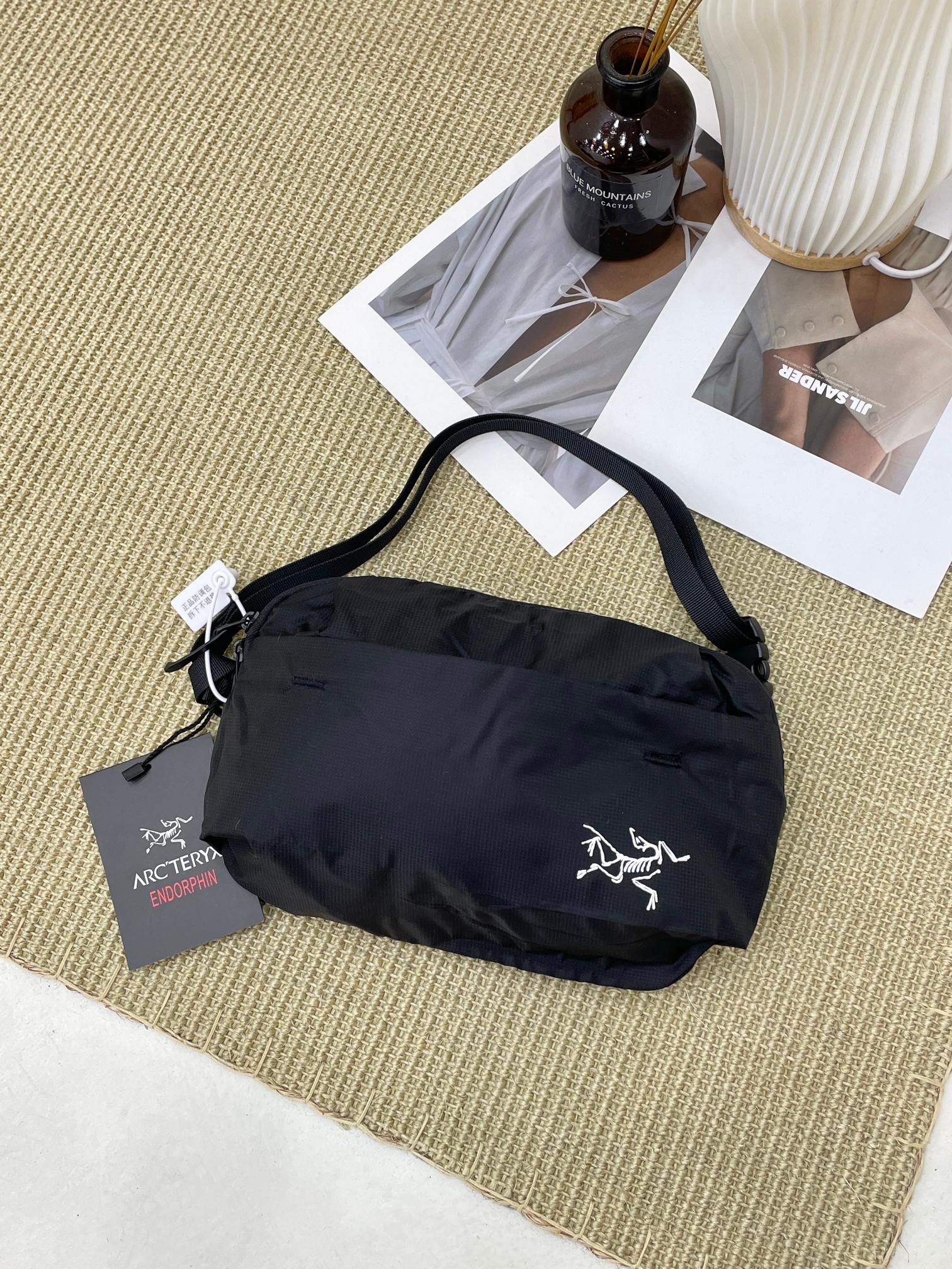 Arc'teryx Heliad 6L Crossbody Bag