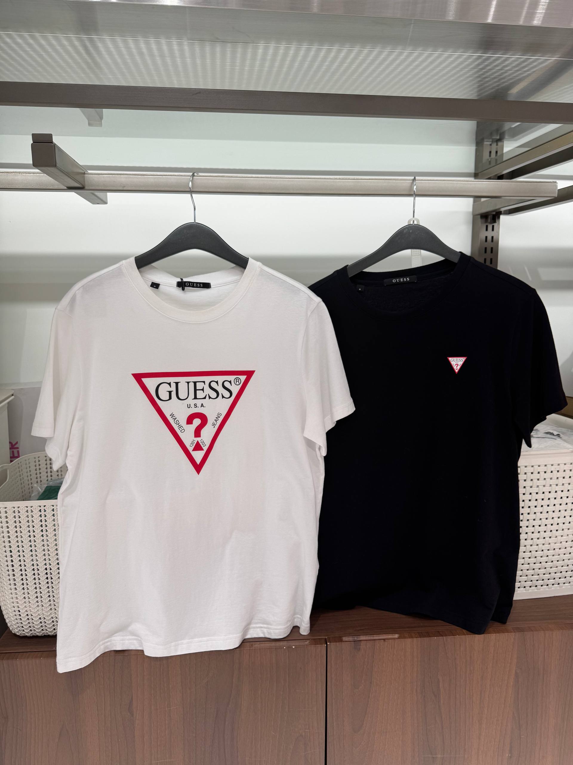🇰🇷Guess 福利两件套 宽松版上衣✨