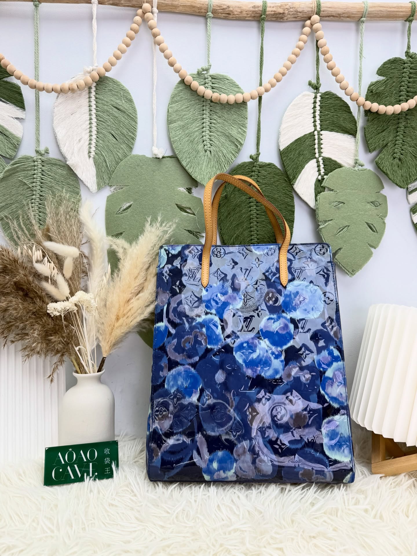 LV👜 PRE OWNED 🛍️藍色暈染印花🪻琴譜漆皮手提包💙