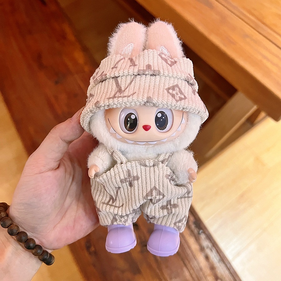 時尚 Labubu 娃娃服飾系列