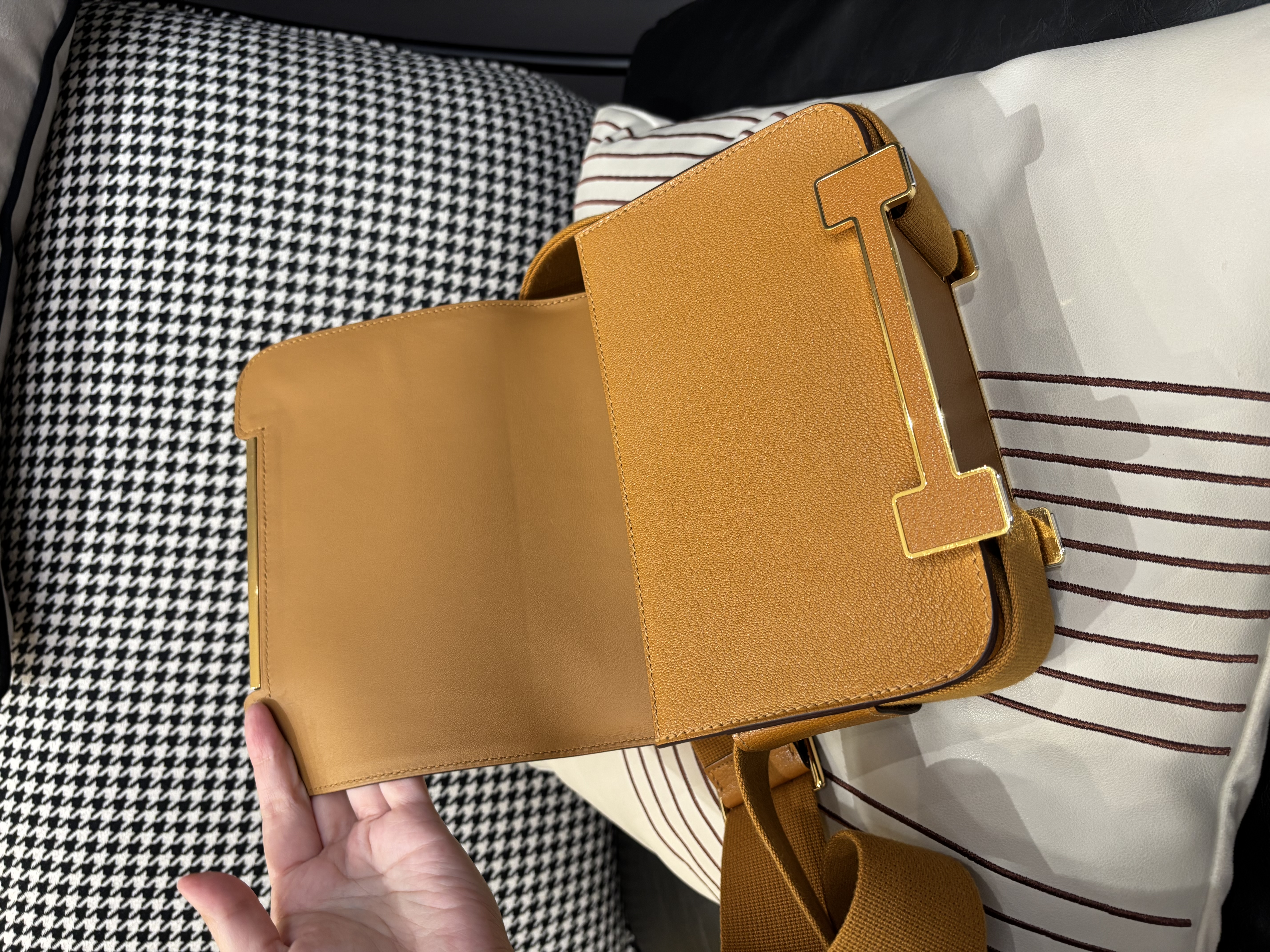 Hermes geta 焦糖色STAMP B 100%AUTHENTIC,95%new ✅dust bag  