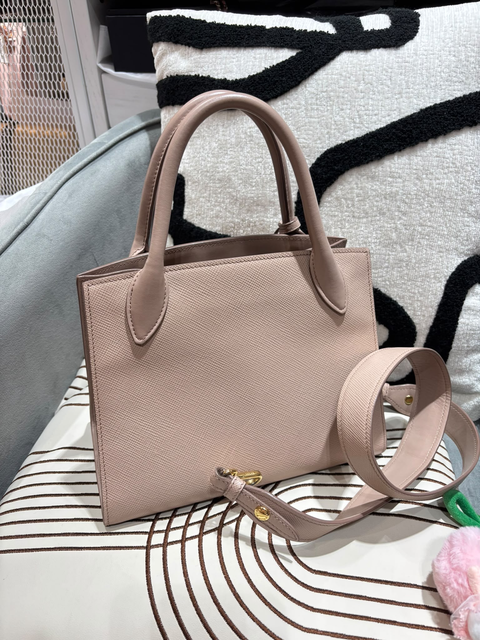 Prada shoulder bag 2way bag  100%Authentic, 95%New
