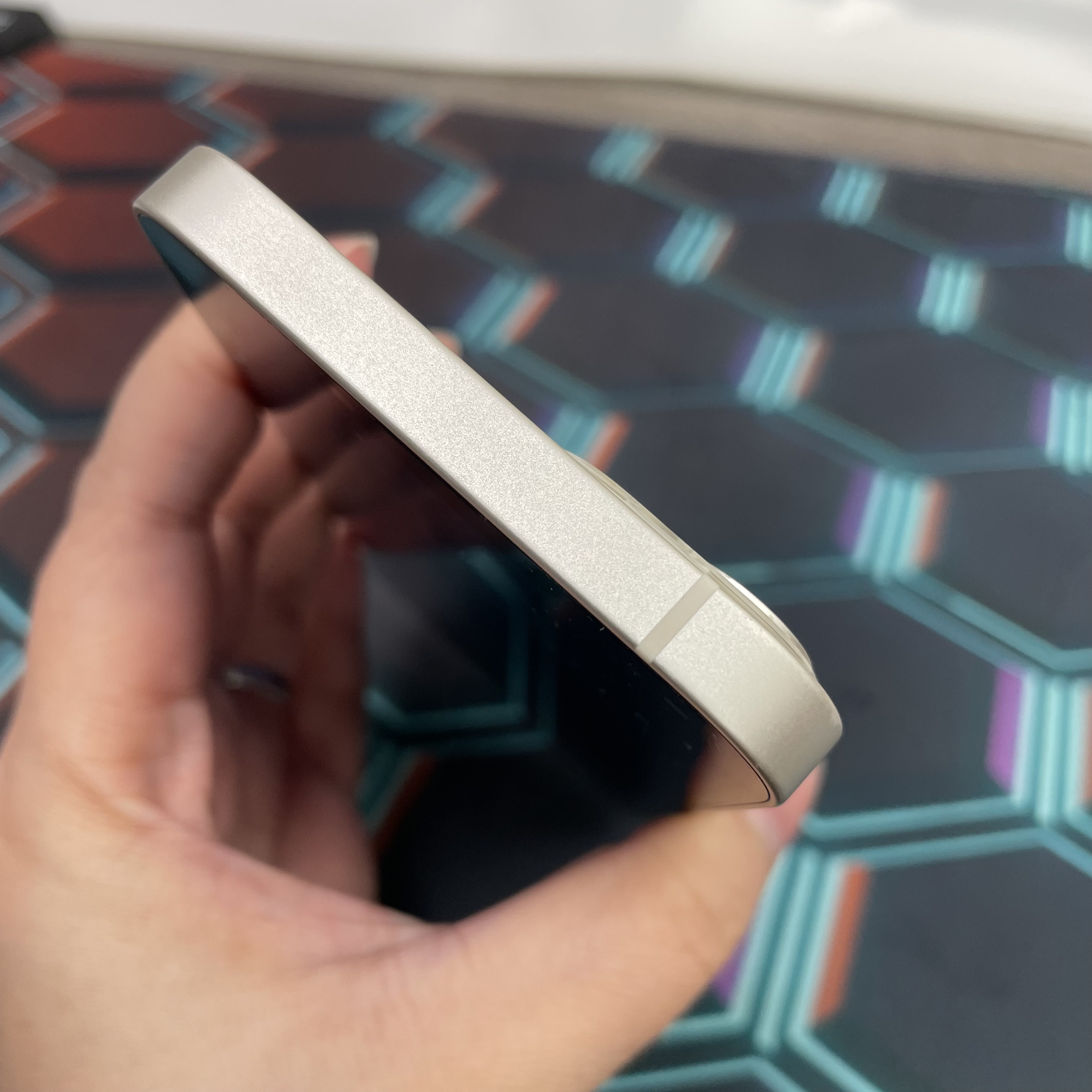*7967 13 超靚機 256GB 電73 白色 white
