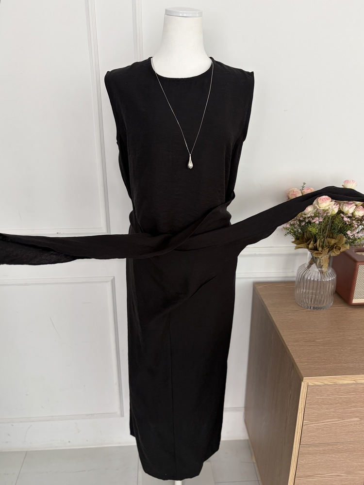 Effortless Wrap Dress (Black)