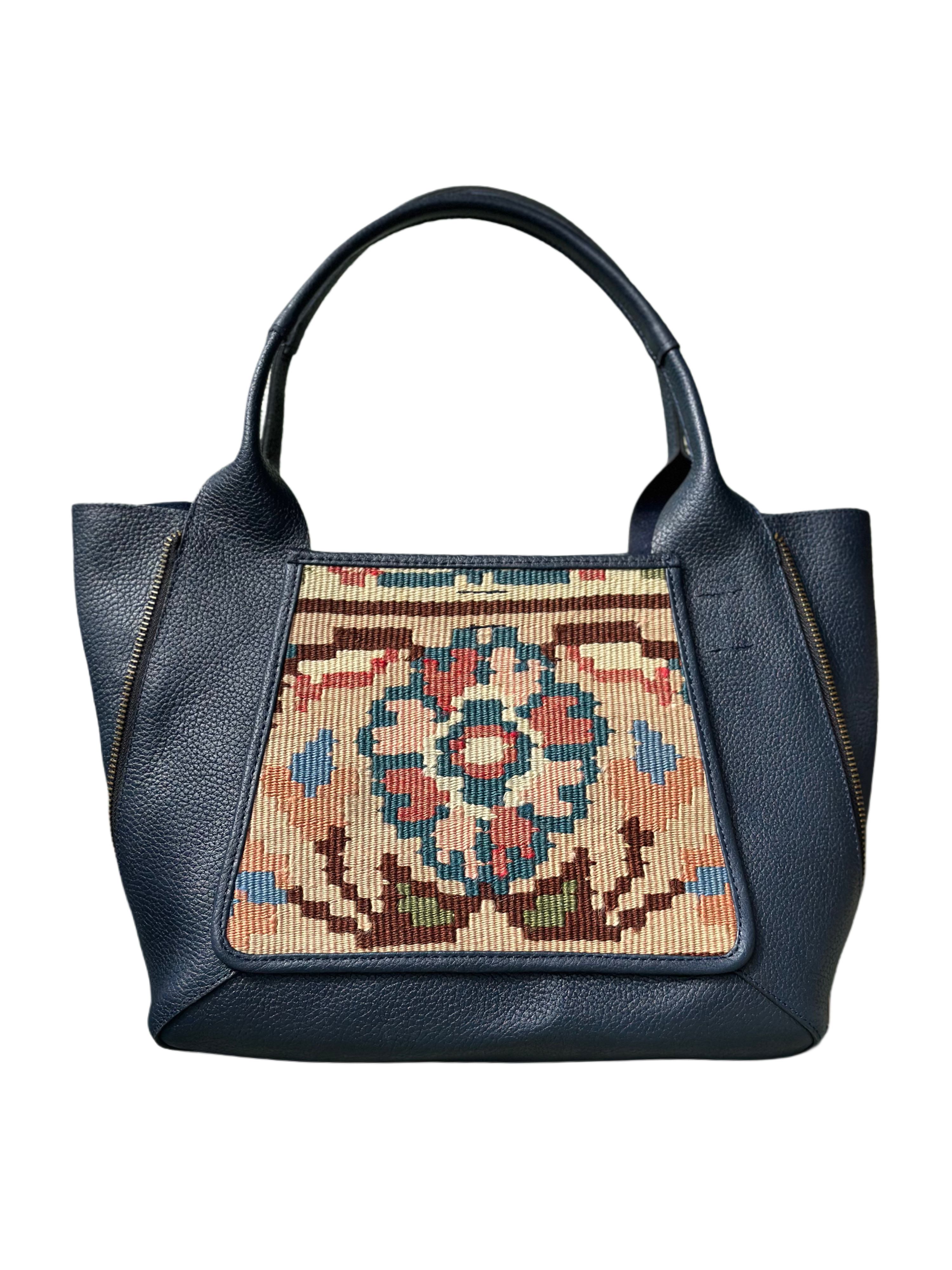 K22 土耳其真皮地氈手袋（深藍色）