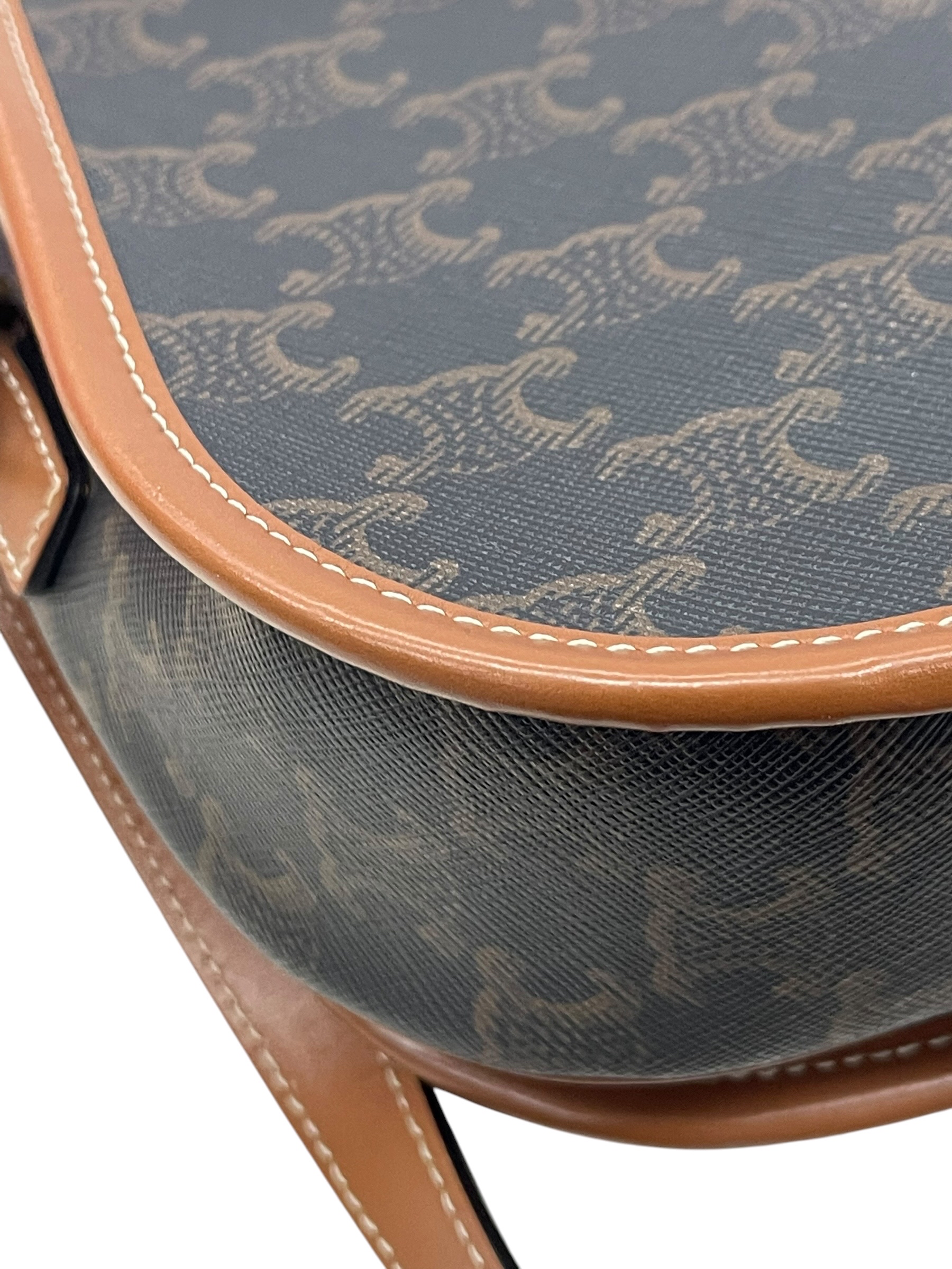 Pre-Owned CELINE Triomphe Folco / Product Code: 072601