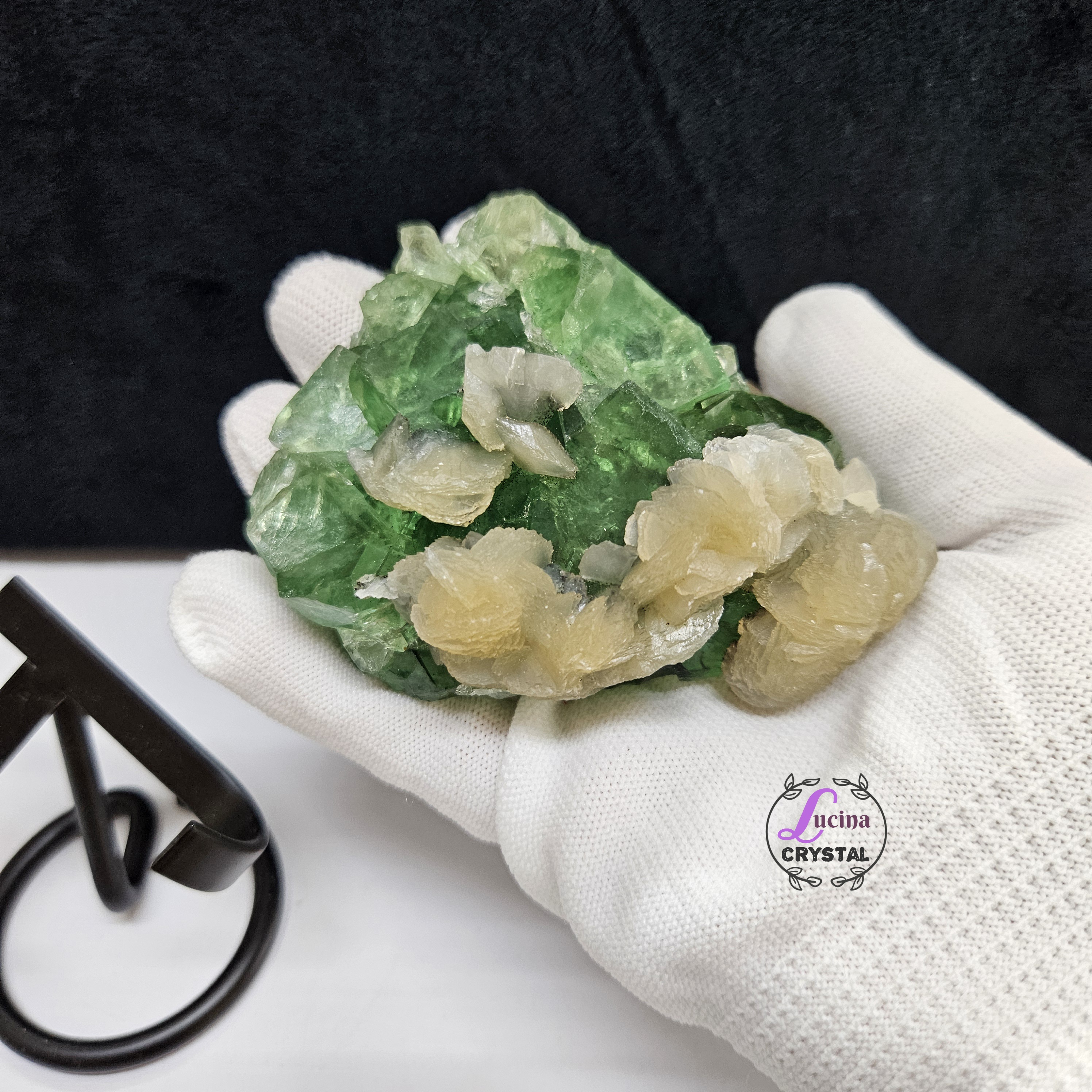 (Co#LC8549) 香花嶺蘋果綠螢石原礦/Apple Green Cubic Fluorite Cluster 