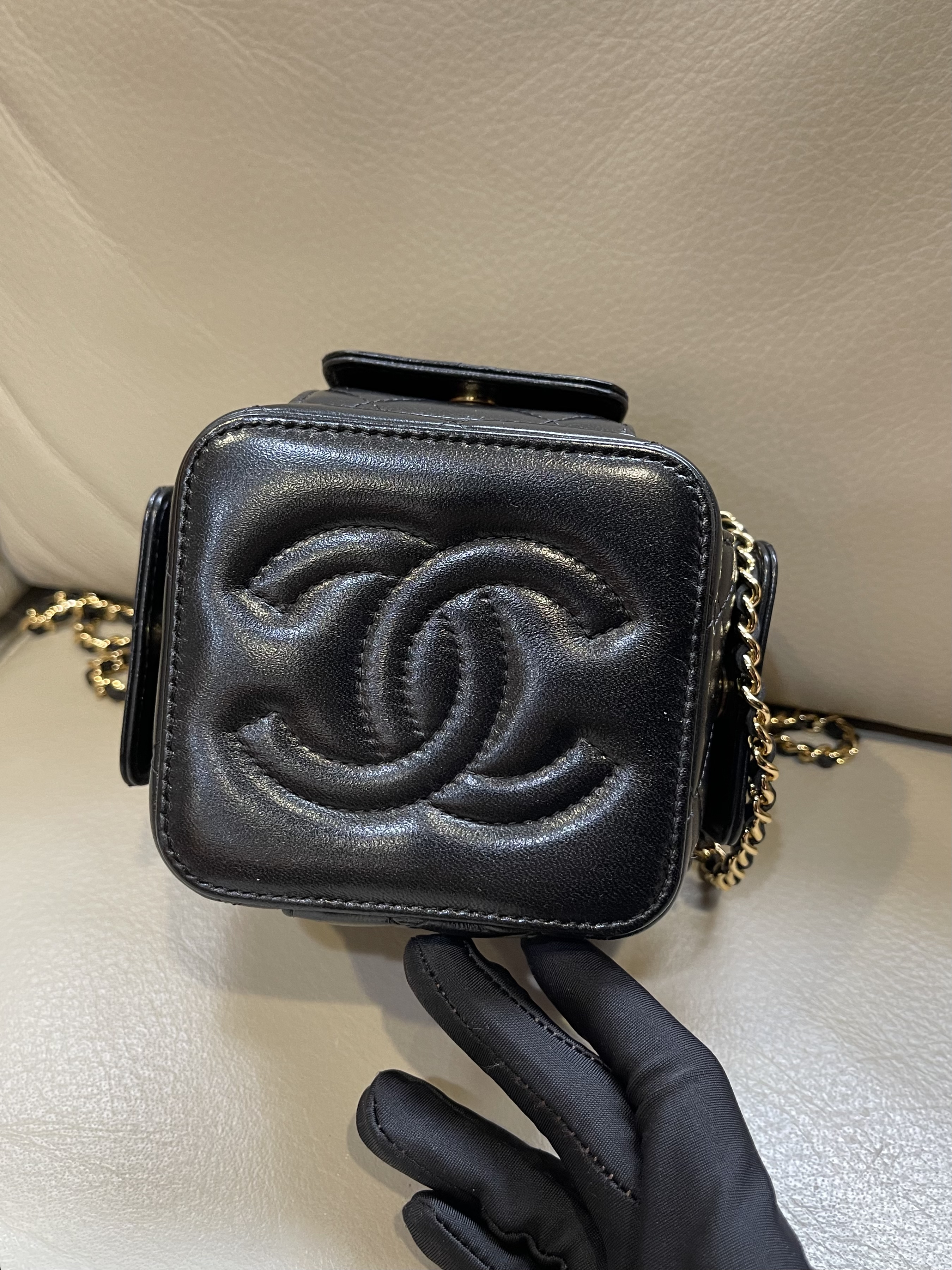 Pre-owned Chanel vanity case bag