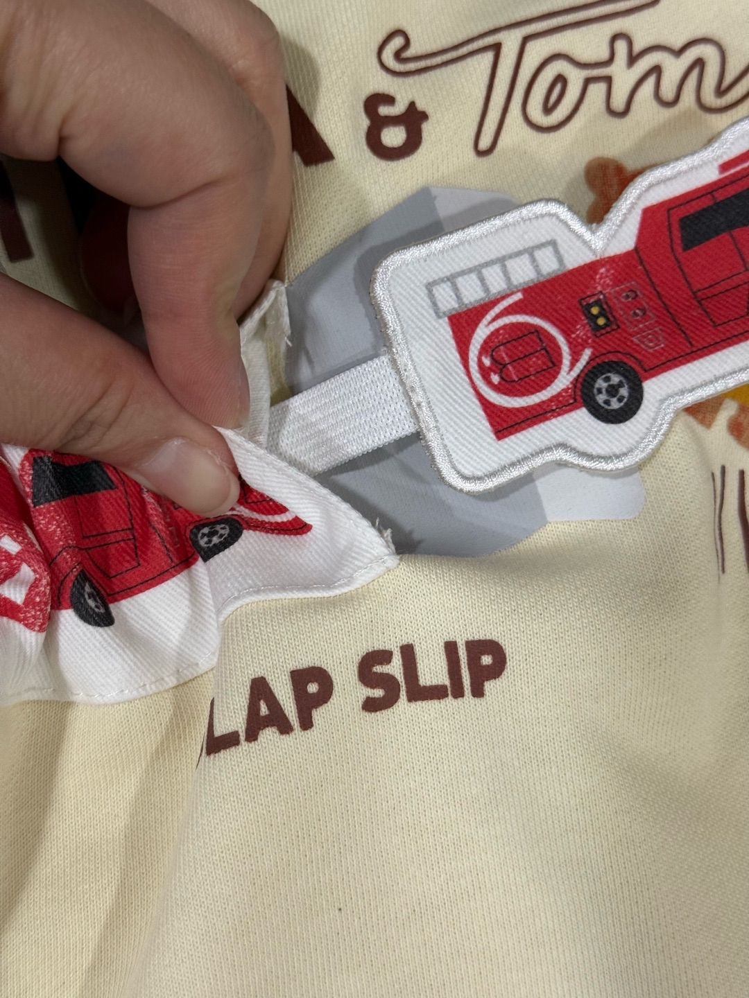 B0076 可以拉架車出黎既上衣