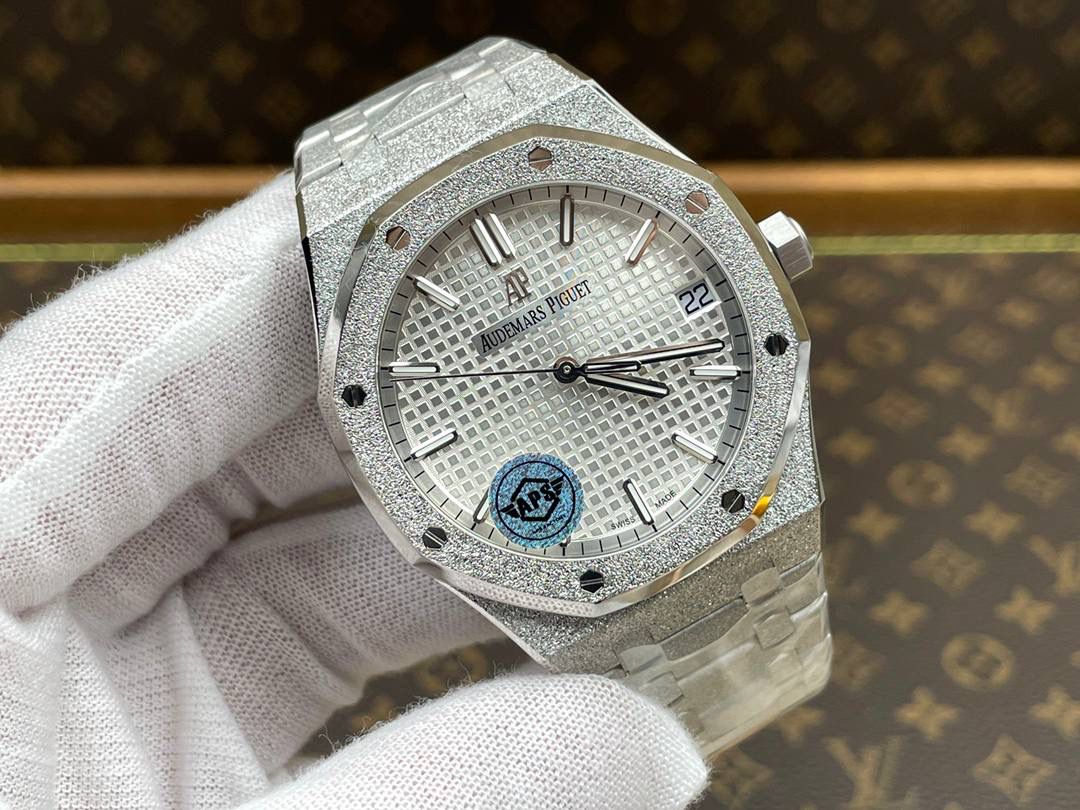 爱彼皇家橡树系列全钻男士腕表