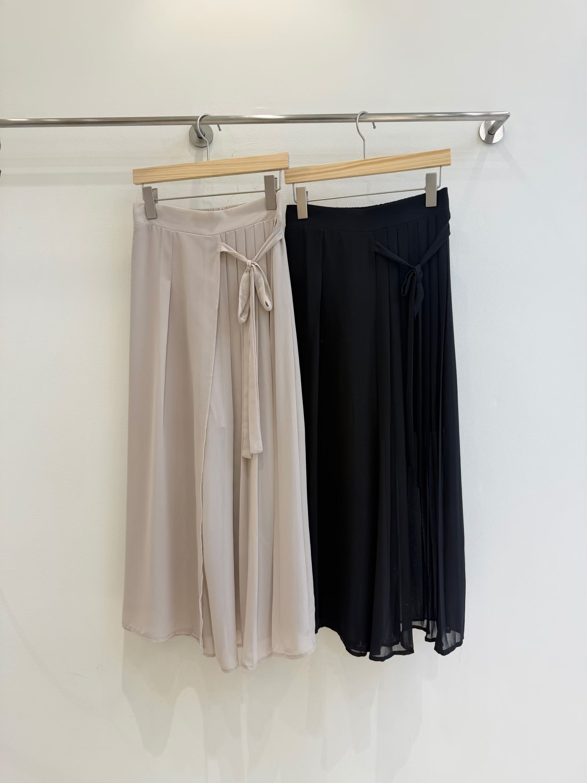 CT23 飄逸雪紡壓褶繫帶高腰寬裙褲